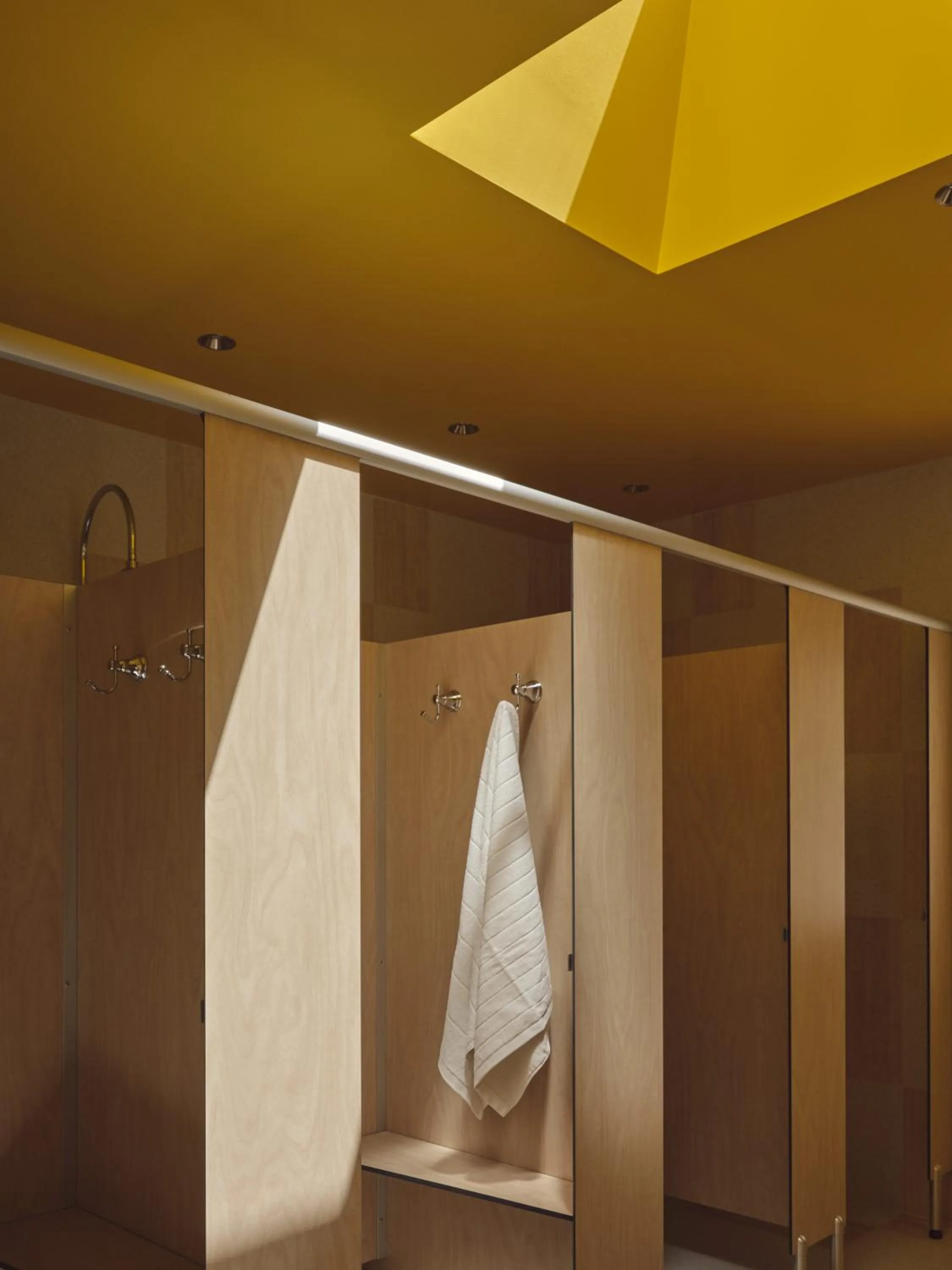 Bathroom in Halse Lodge Noosa Heads