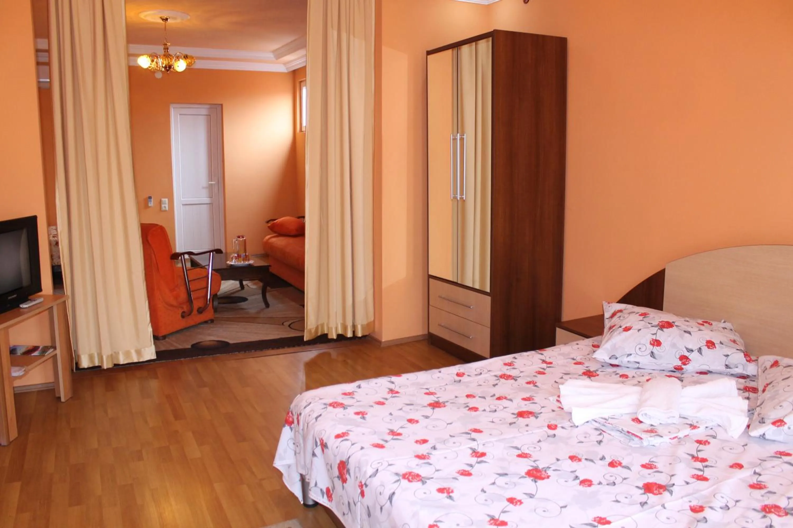 Photo of the whole room, Bed in Marani Hotel