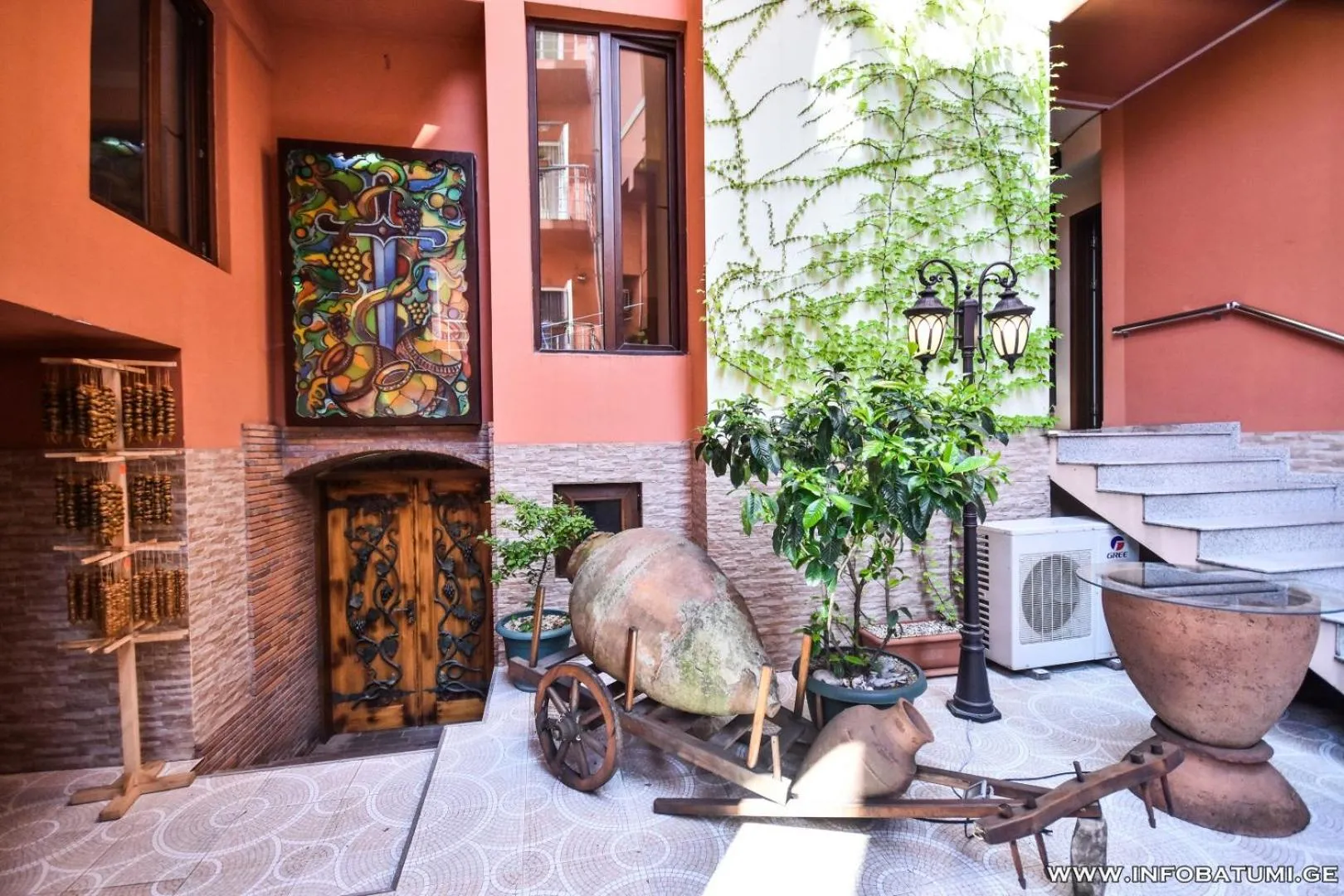 Facade/entrance in Marani Hotel