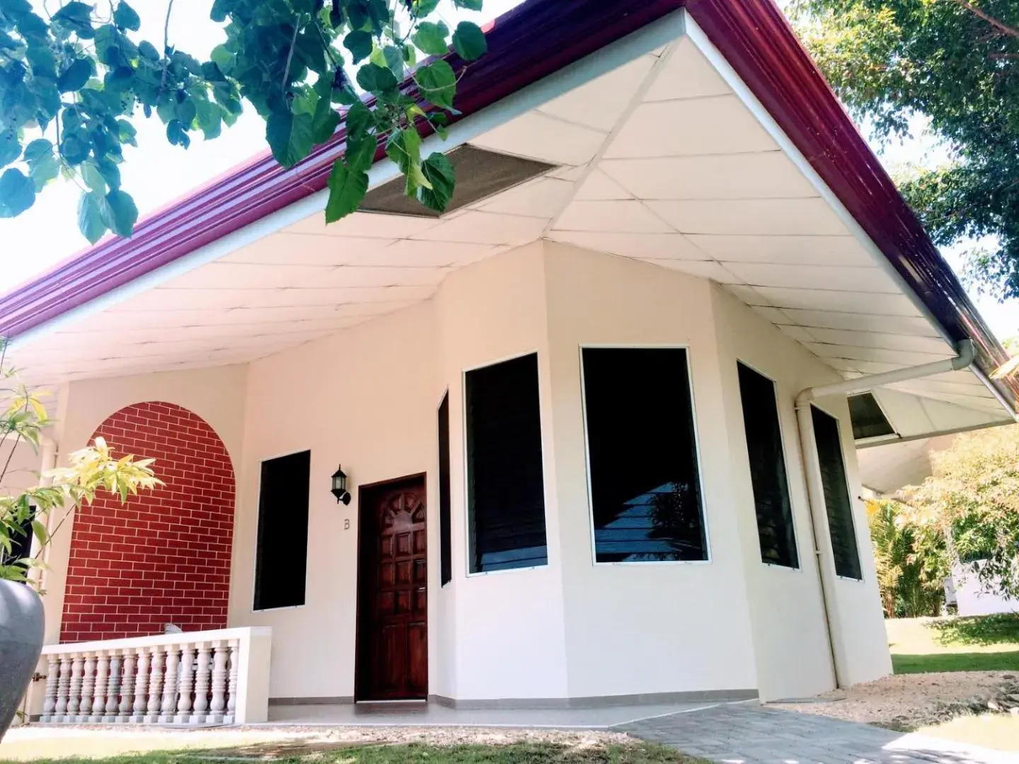 Property building in Meili Beach Resort Property building in Meili Beach Resort