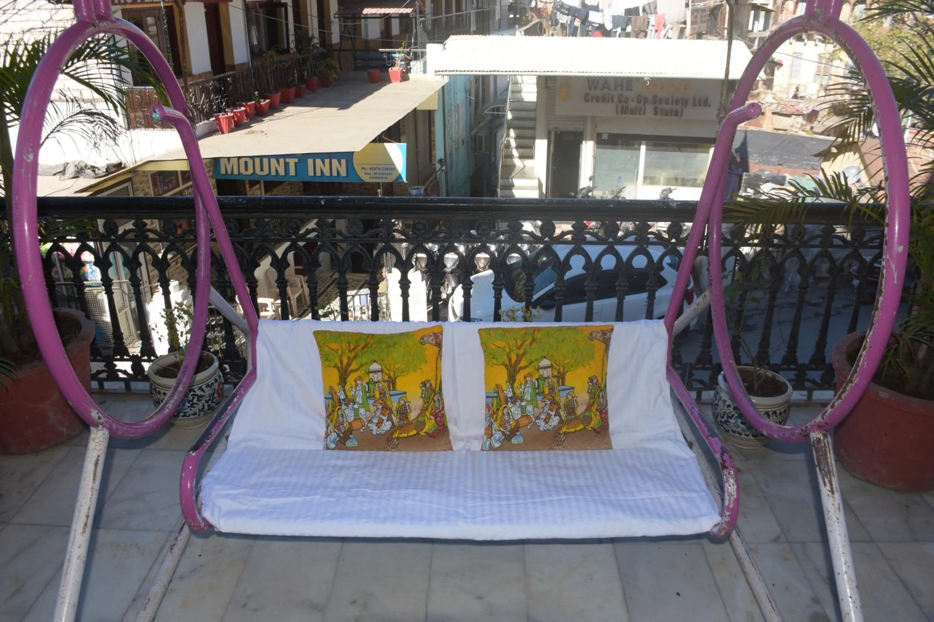 Balcony/Terrace in The Leef Inn 500ms from Nakki Lake