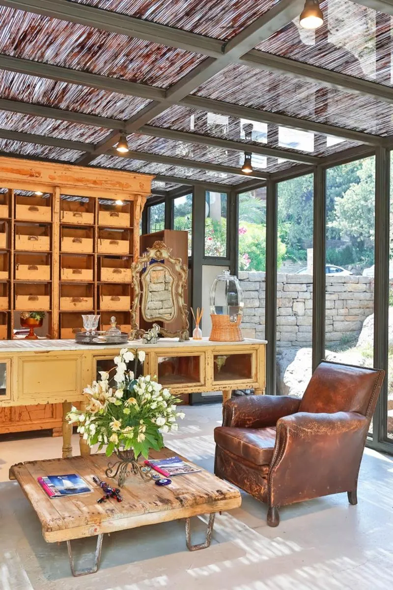 Lobby or reception in Bella Sombra Hotel