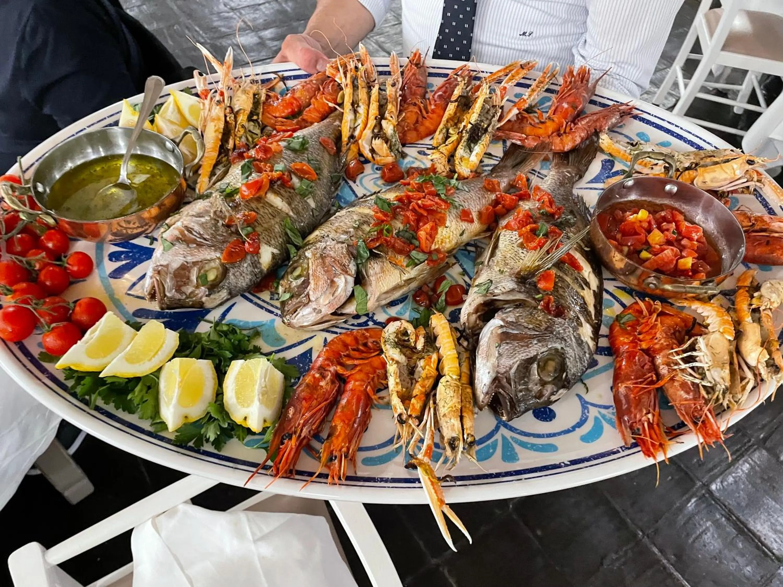 Food and drinks in Calanica Resort