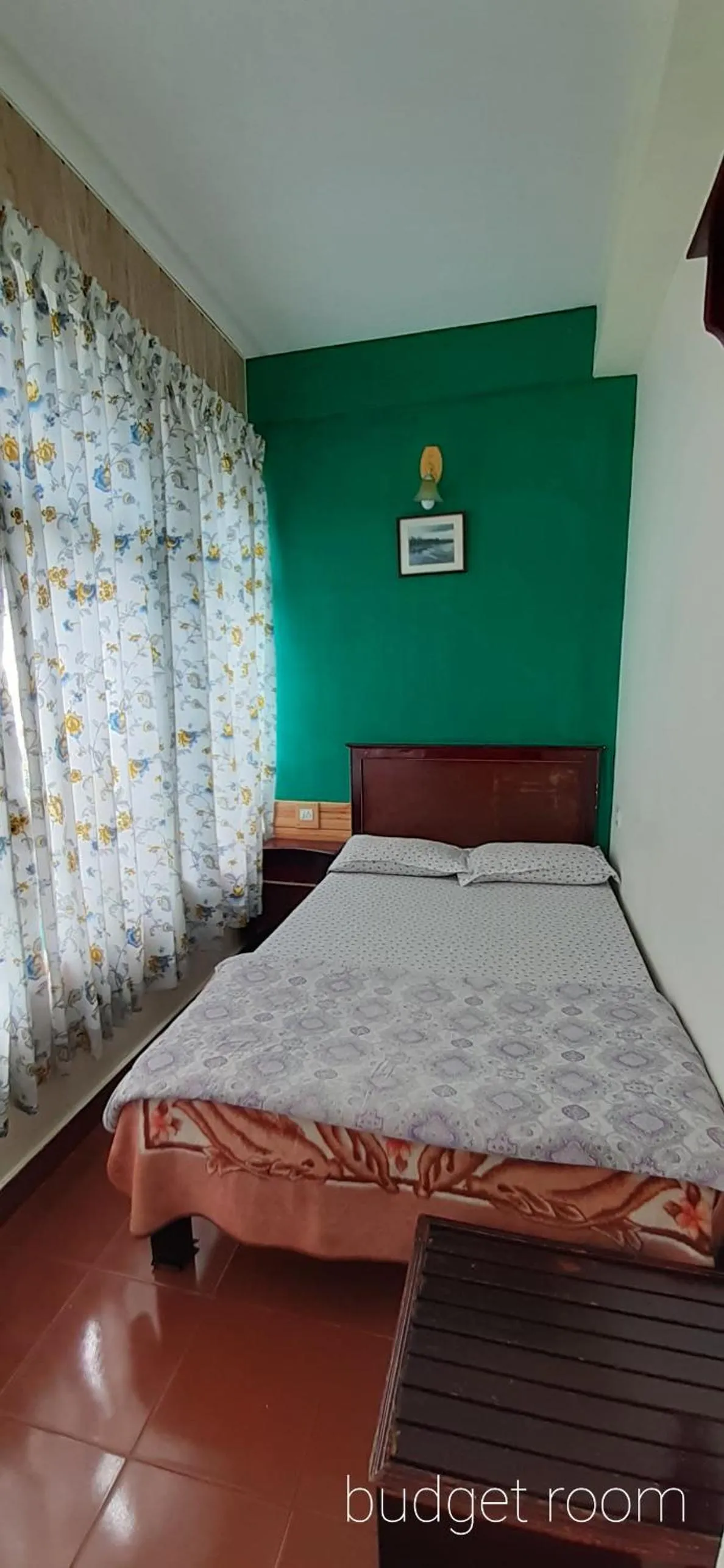 Bed in Greenview holiday inn