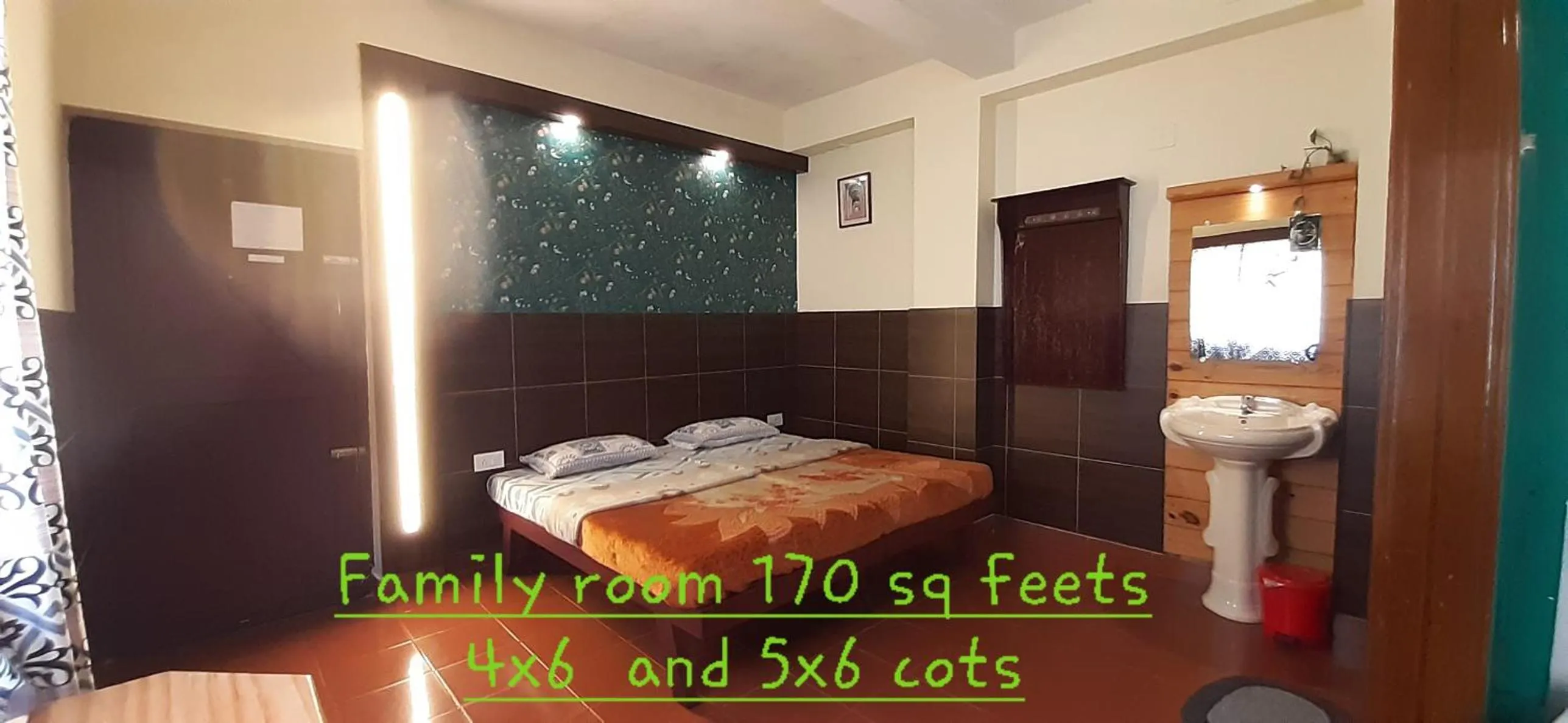 Bed in Greenview holiday inn