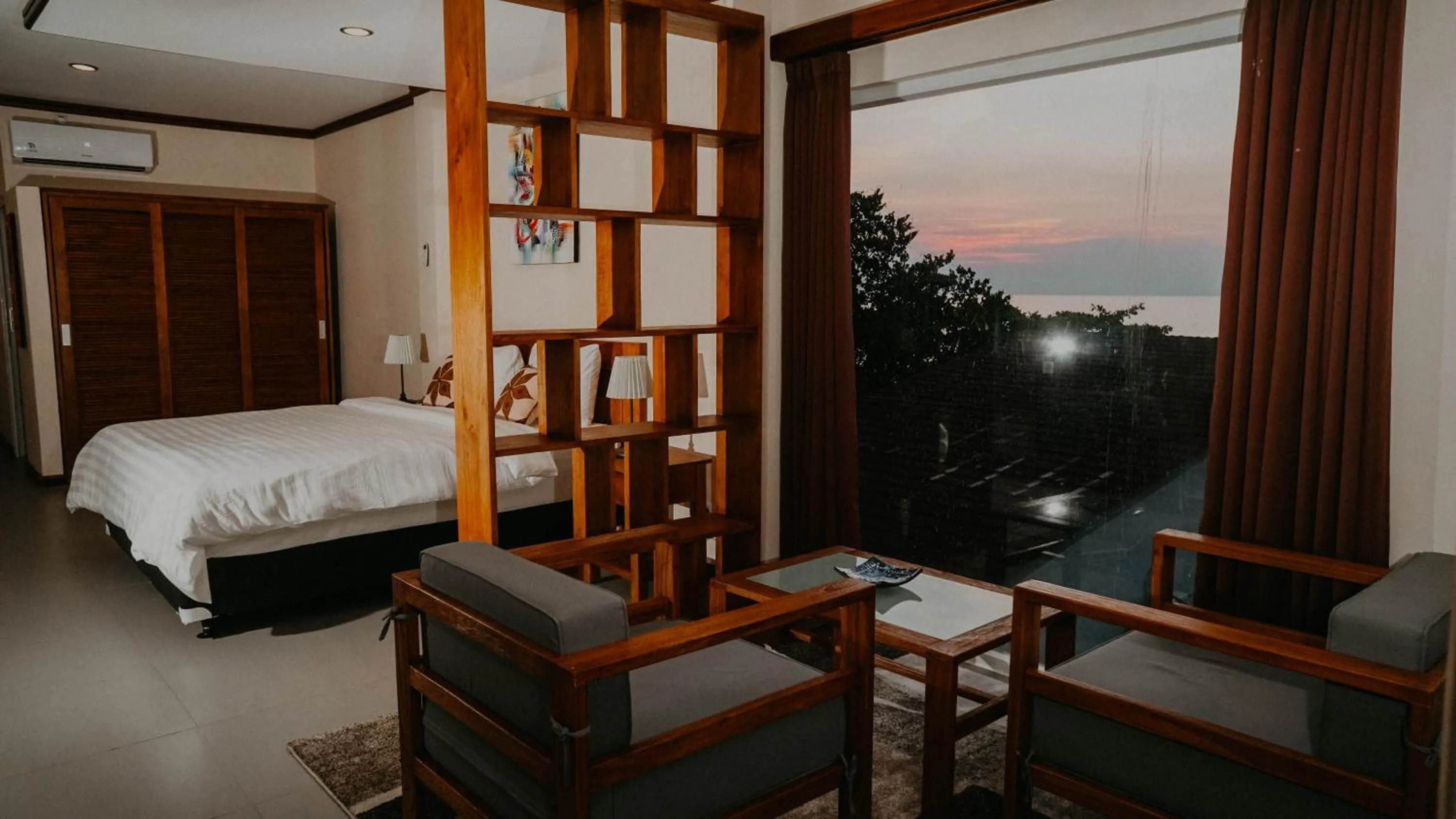 Bed in Seaview Beach Resort