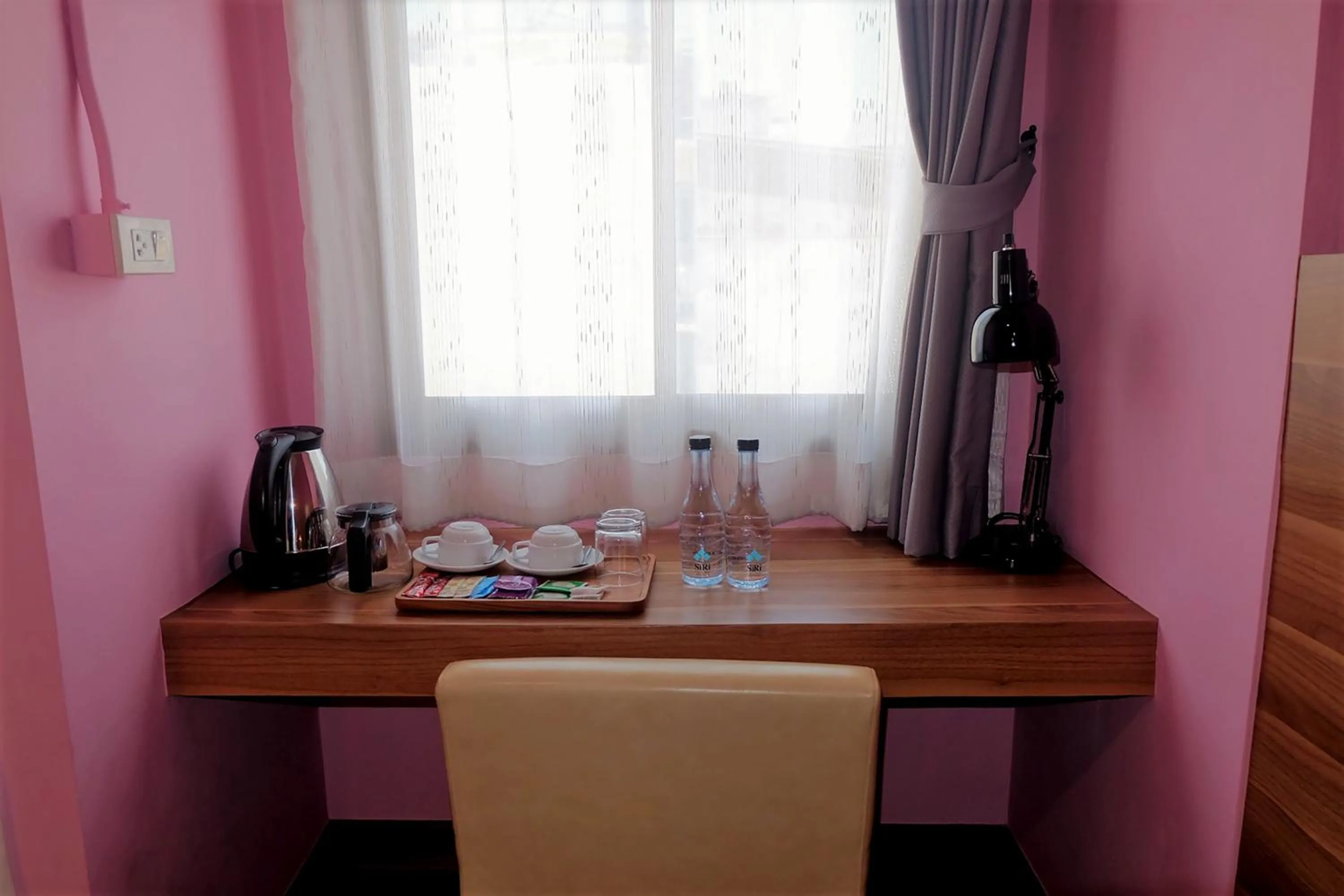 Food and drinks in Siri Oriental Bangkok Hotel