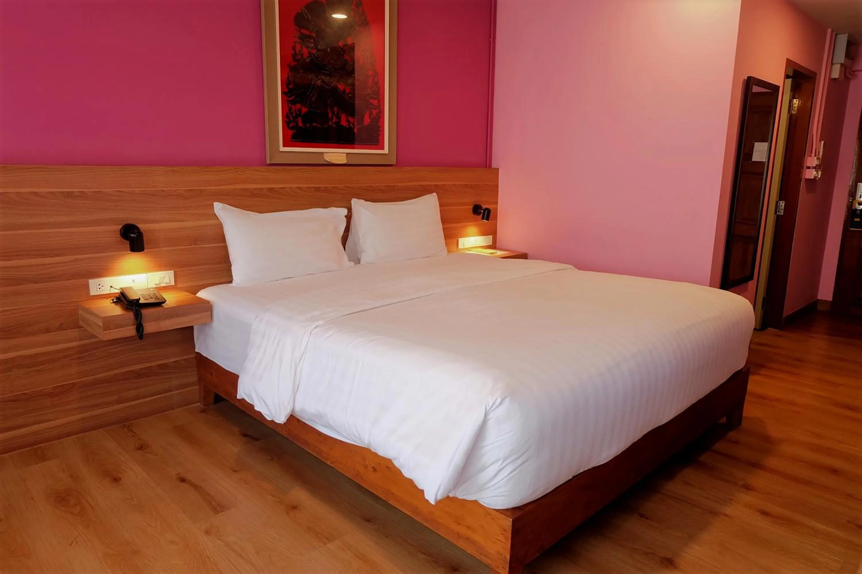 Bed in Siri Oriental Bangkok Hotel