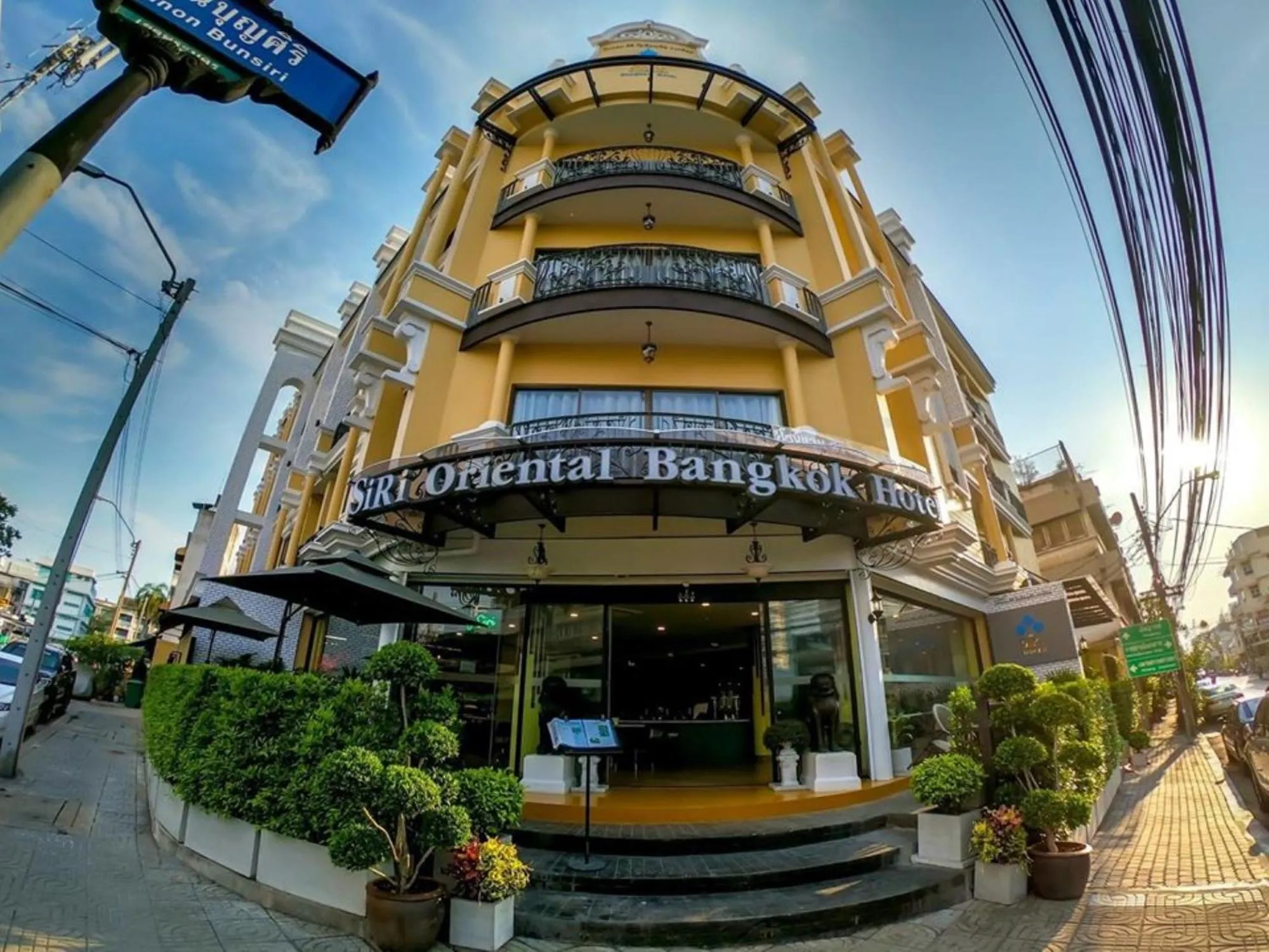 Property building in Siri Oriental Bangkok Hotel