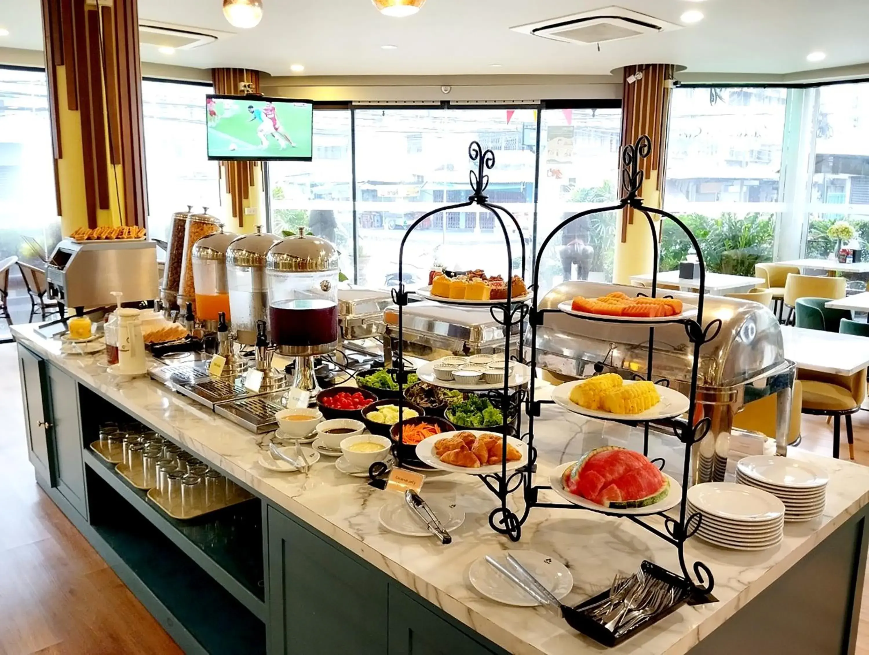 Restaurant/places to eat in Siri Oriental Bangkok Hotel Restaurant/places to eat in Siri Oriental Bangkok Hotel