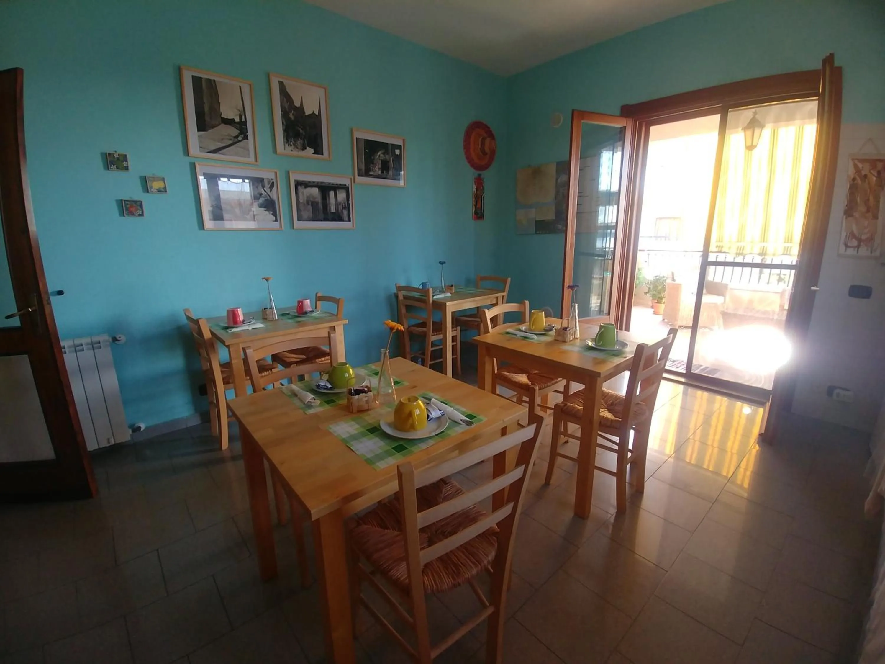 Communal lounge/ TV room in B&B Nereidi