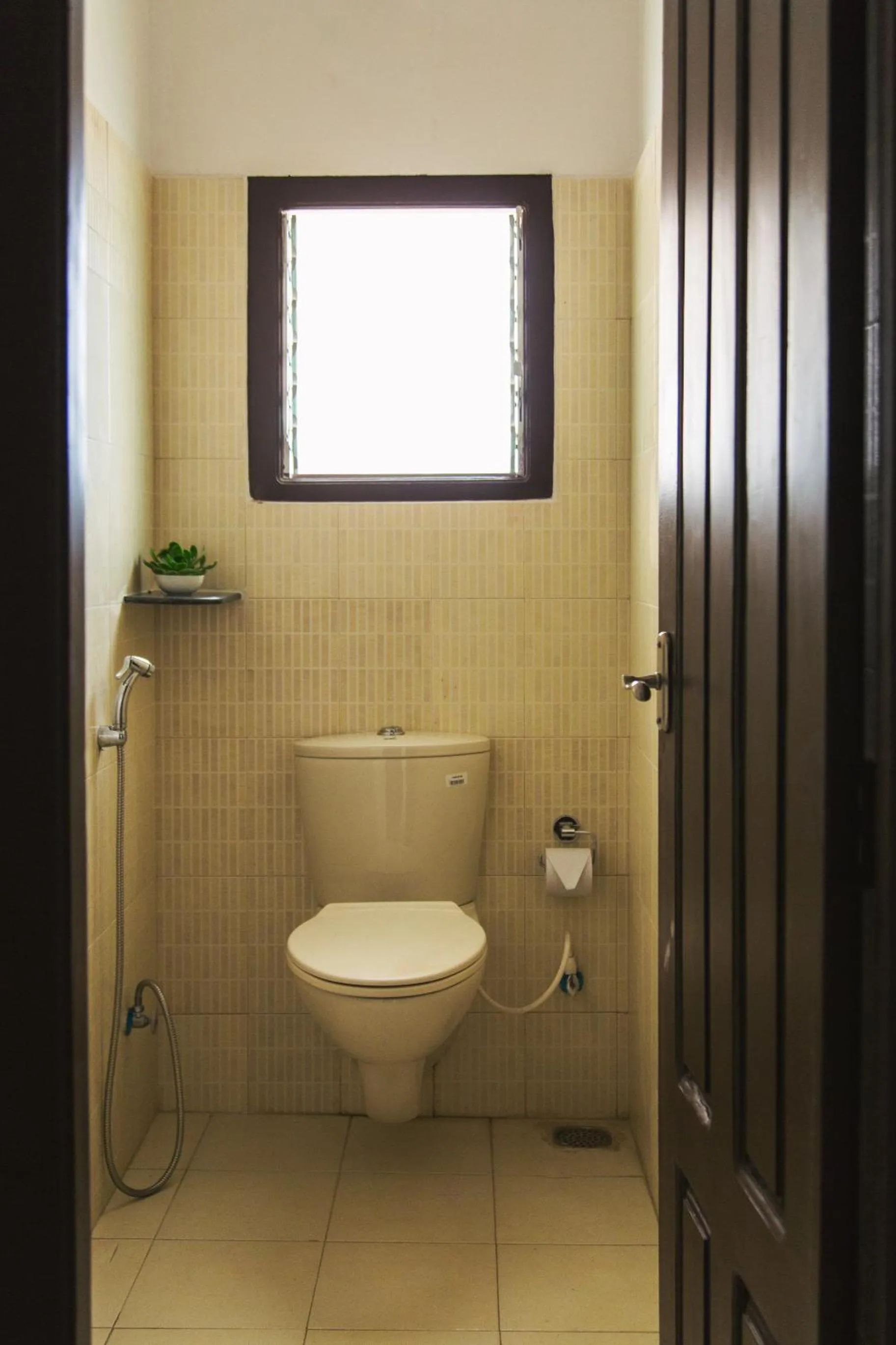 Toilet in The Xanadu Birkenhead