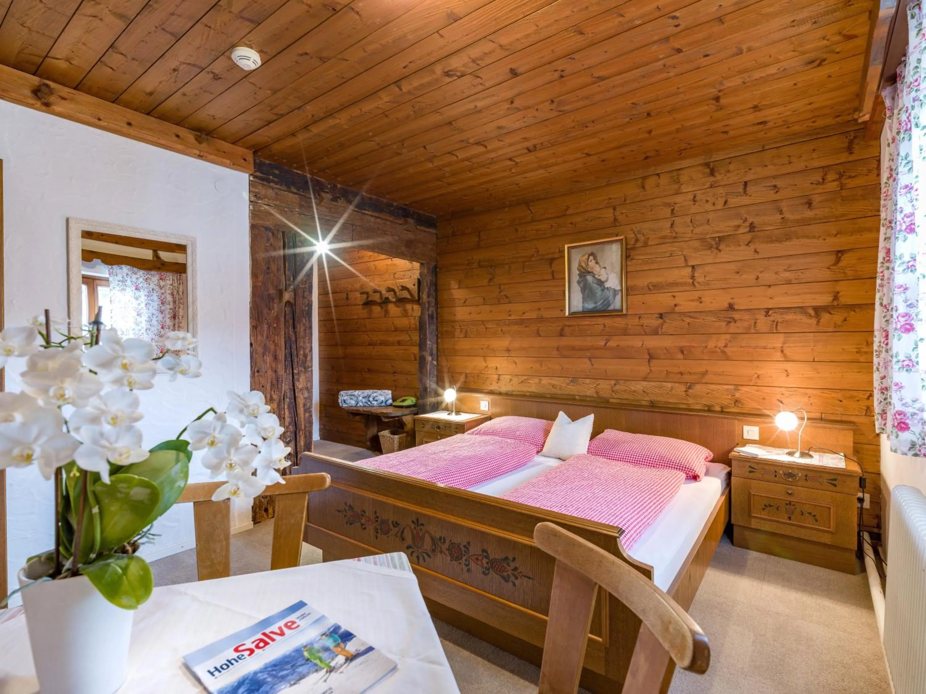 Bedroom, Bed in Hotel Baumgarten & Chalet Baumgarten