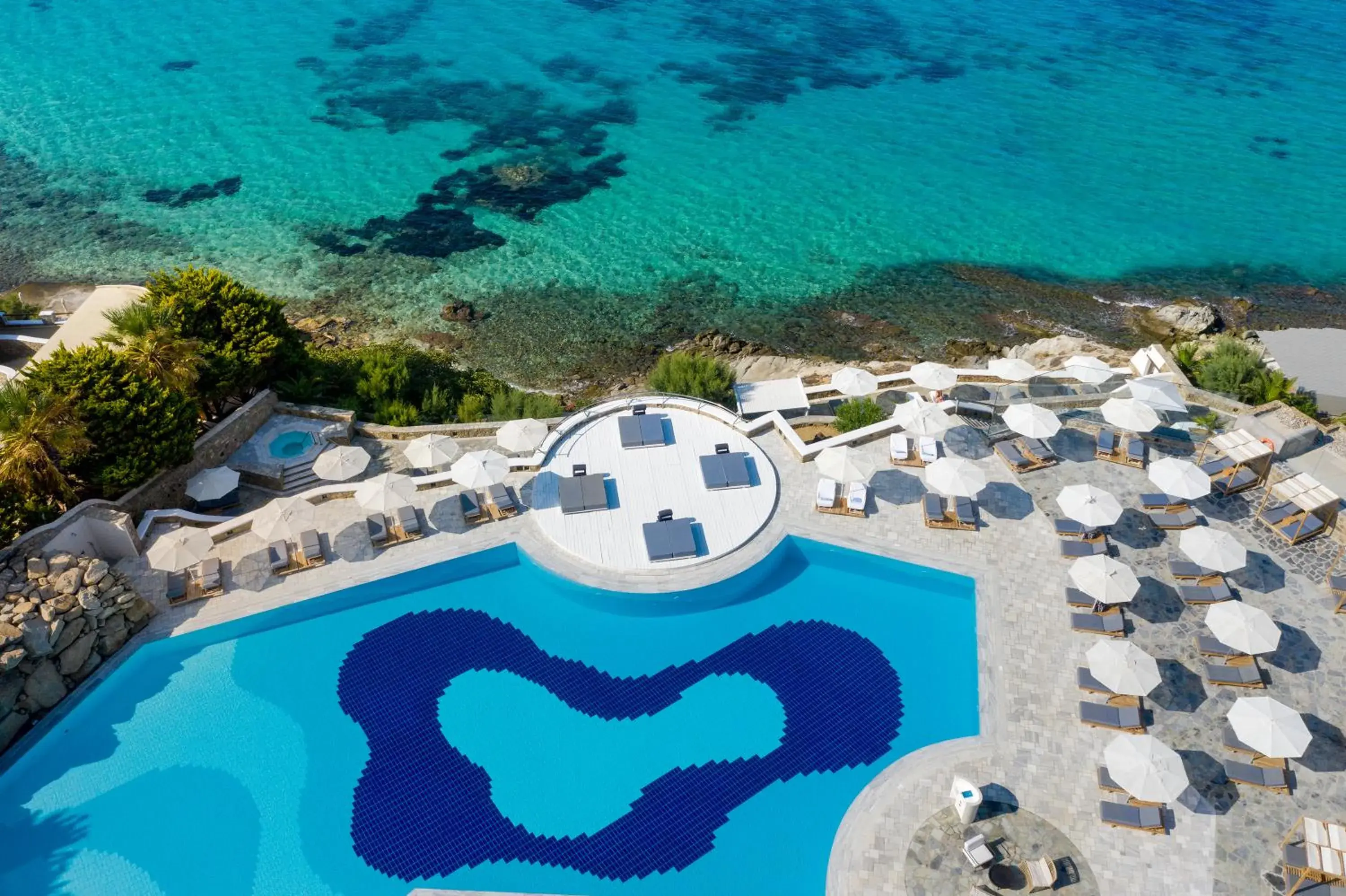 Swimming pool in Mykonos Grand Hotel & Resort Swimming pool in Mykonos Grand Hotel & Resort