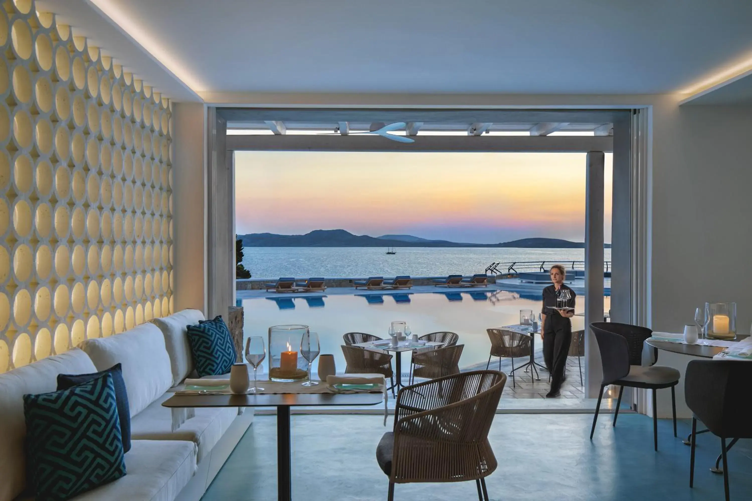 Restaurant/places to eat in Mykonos Grand Hotel & Resort Restaurant/places to eat in Mykonos Grand Hotel & Resort