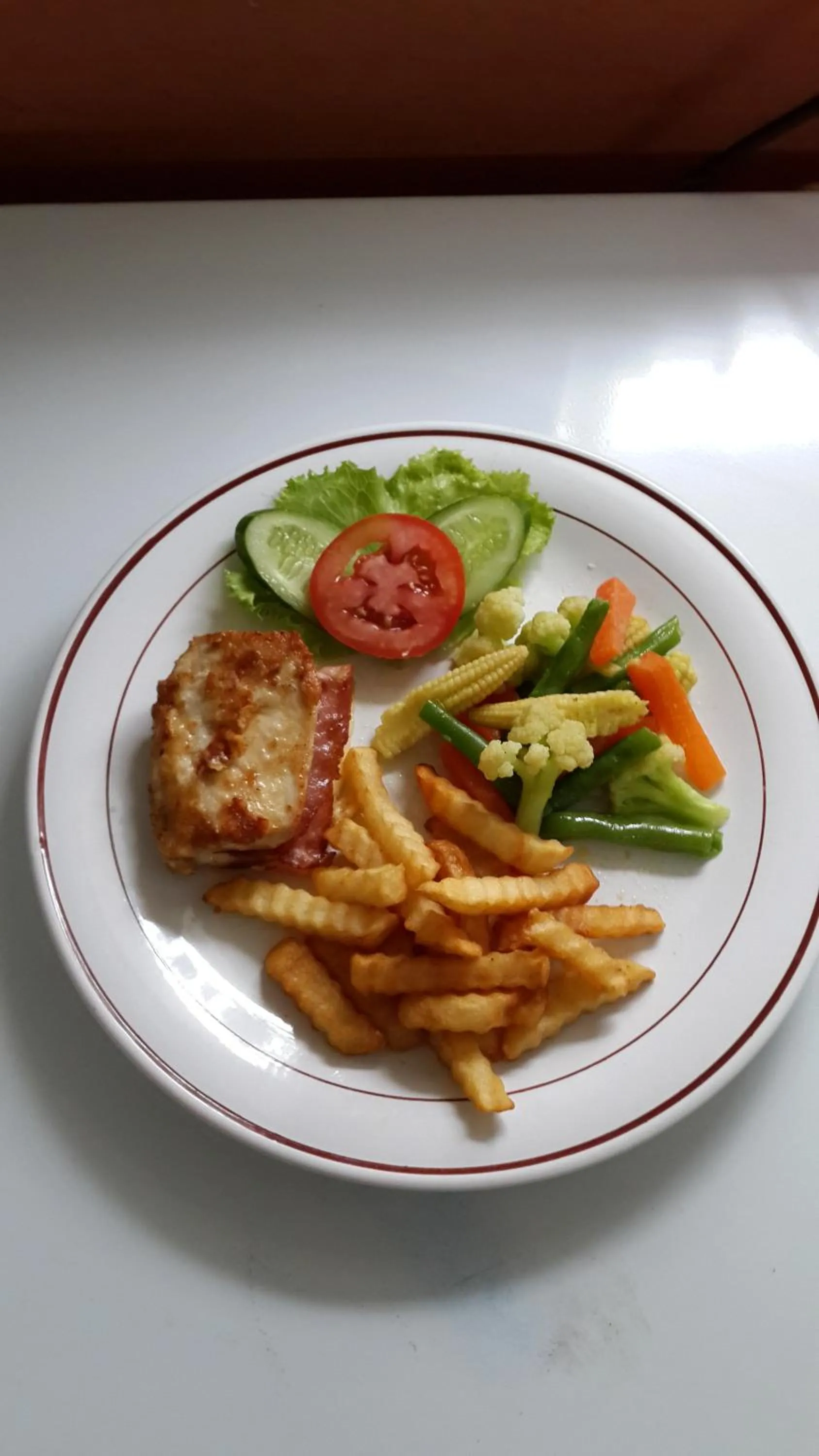 Restaurant/places to eat in Medori Putih Homestay