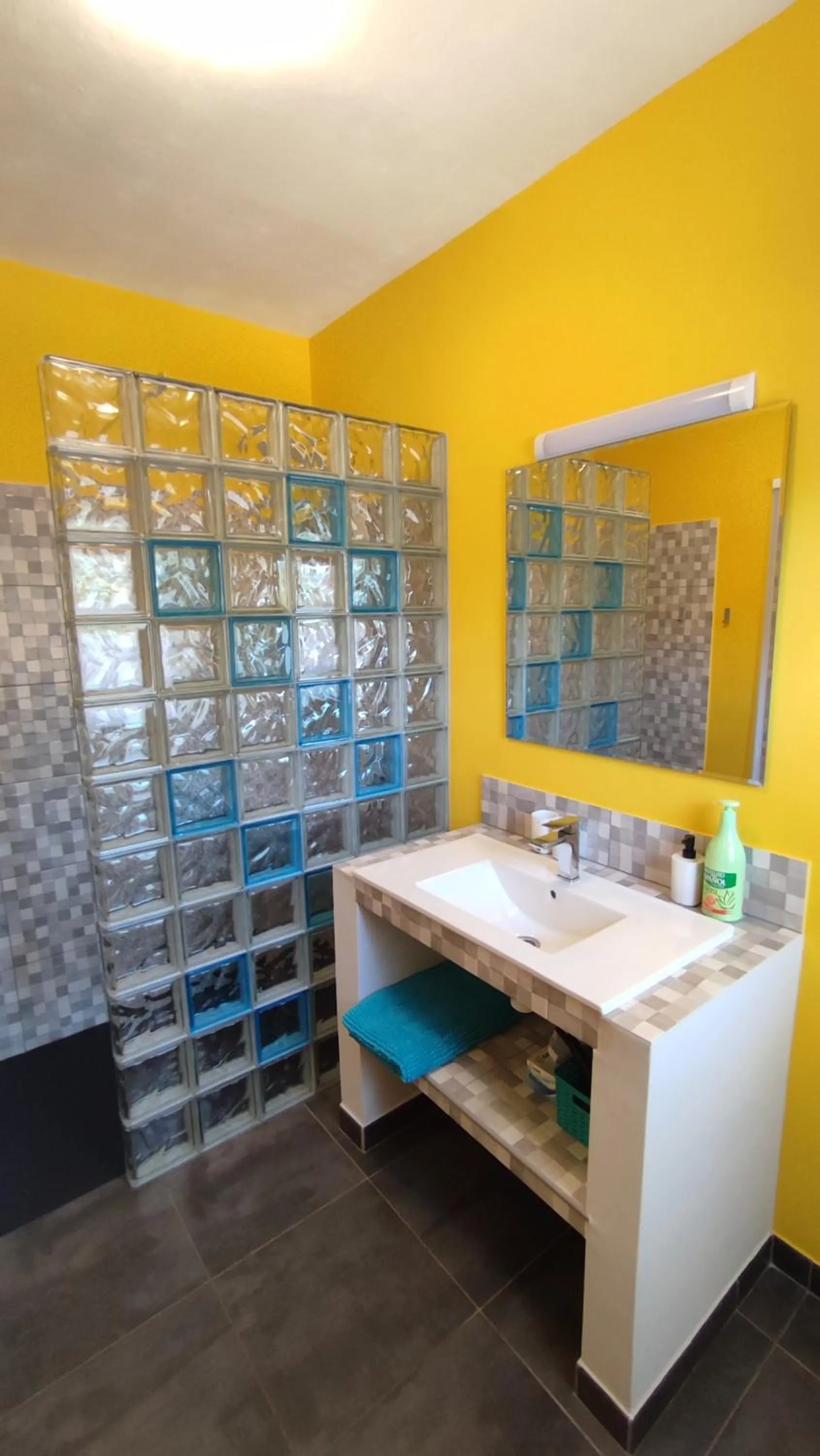 Shower in B&B Casa El Corasueño