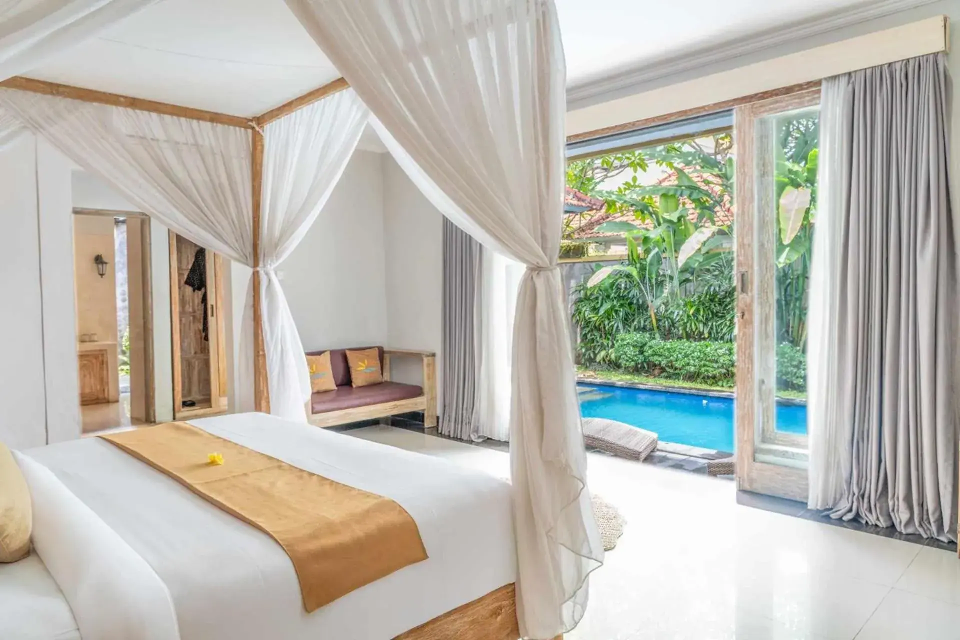 Bed in Freddies Resort & Villas Ubud by Kanaya Hospitality Bed in Freddies Resort & Villas Ubud by Kanaya Hospitality