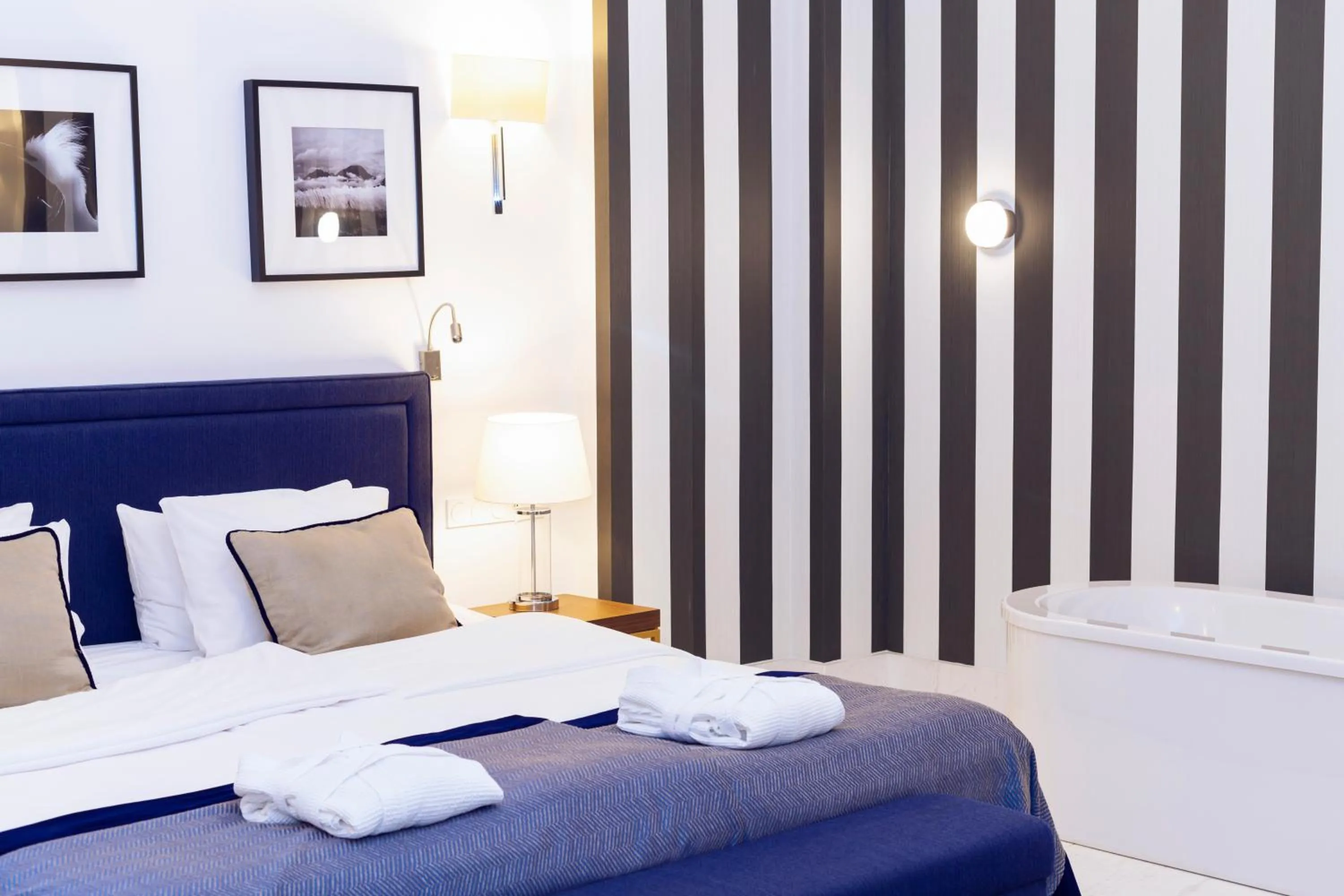 Bed in Pałac Komierowo