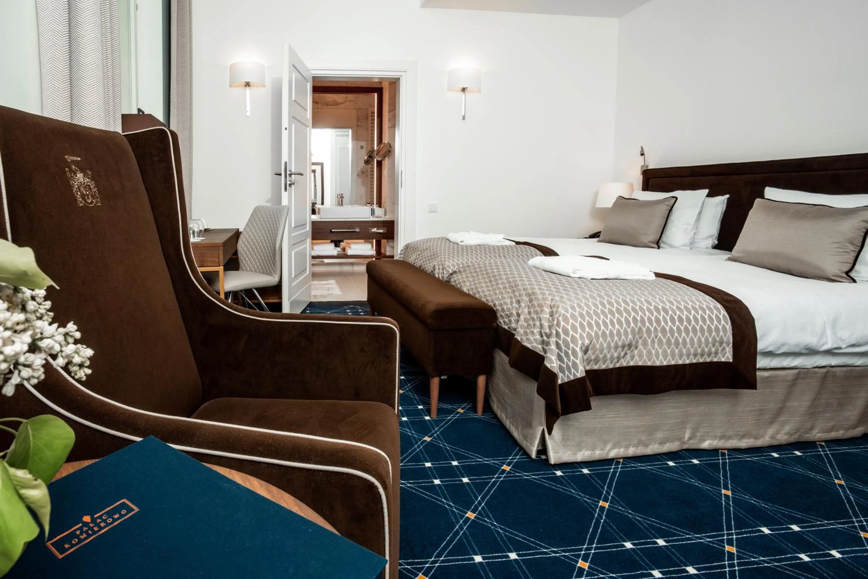 Bed in Pałac Komierowo