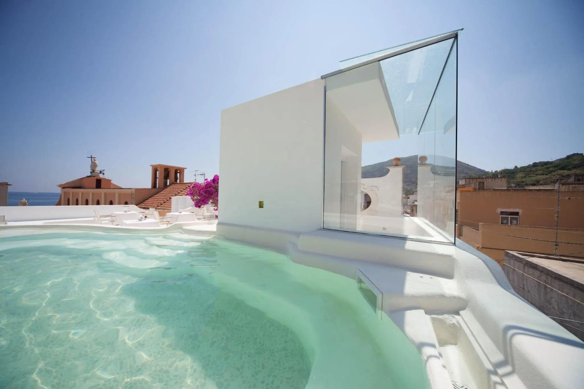 Day in La Settima Luna Hotel