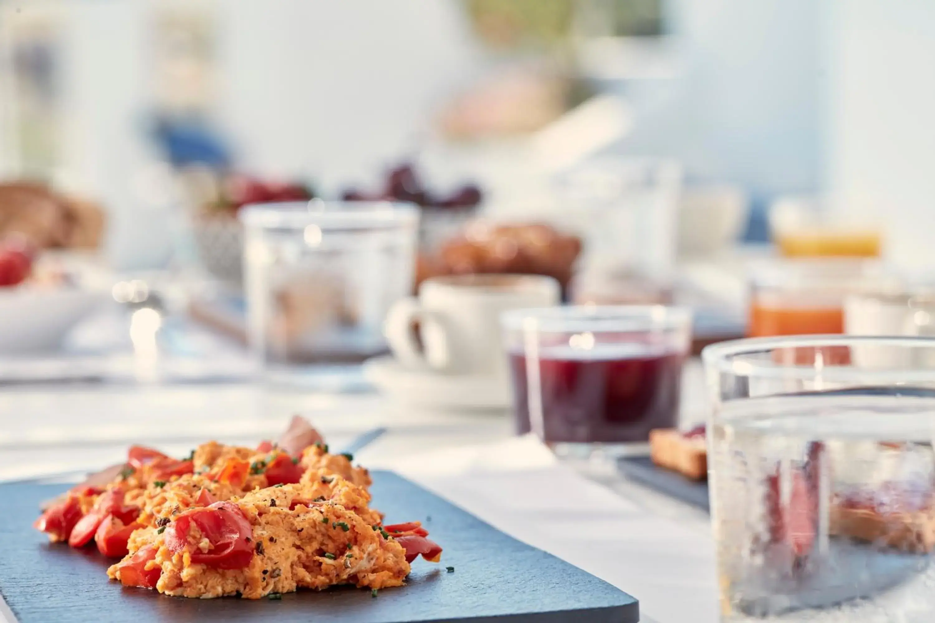 Restaurant/places to eat in Mr and Mrs White Paros Restaurant/places to eat in Mr and Mrs White Paros