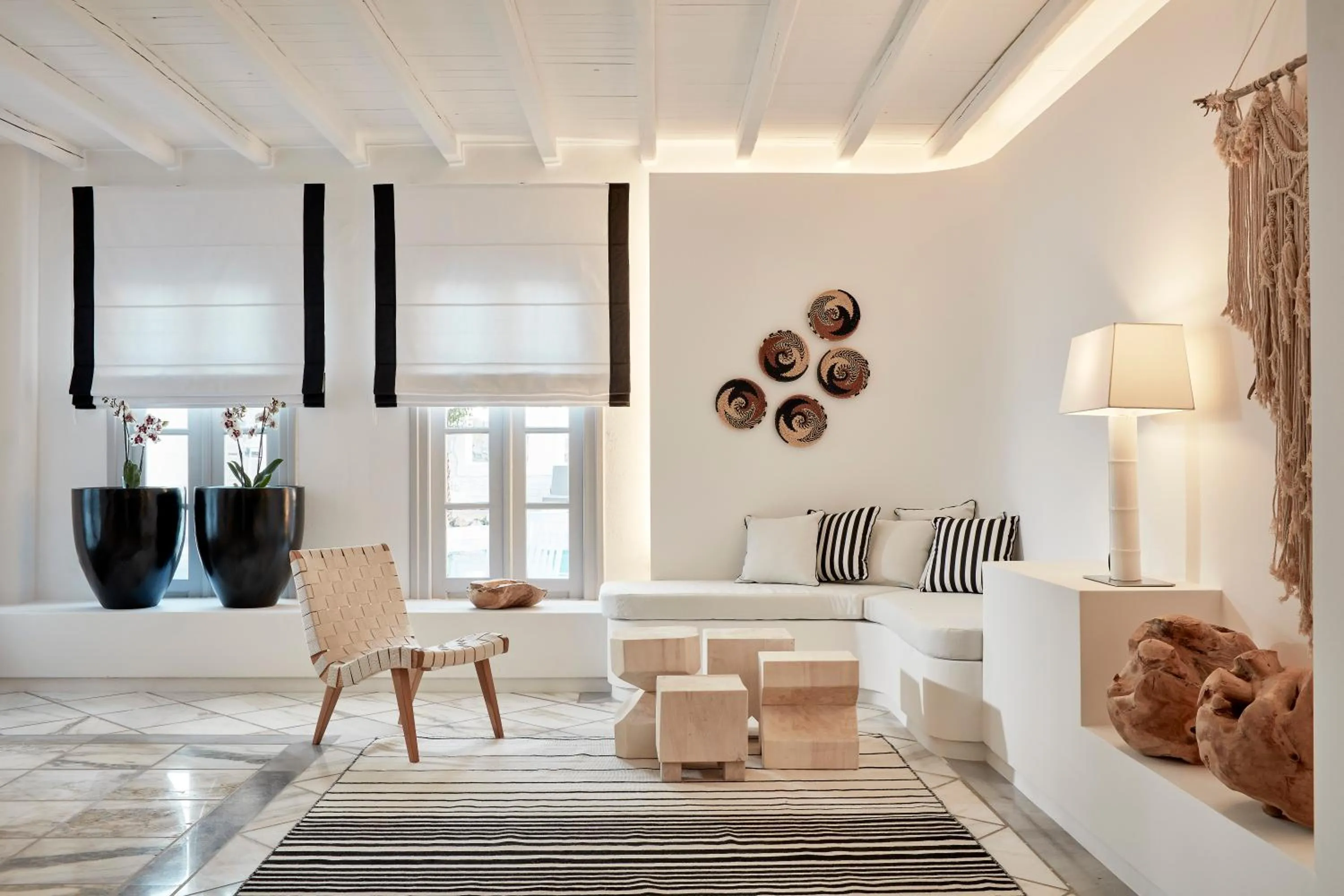 Lobby or reception in Mr and Mrs White Paros