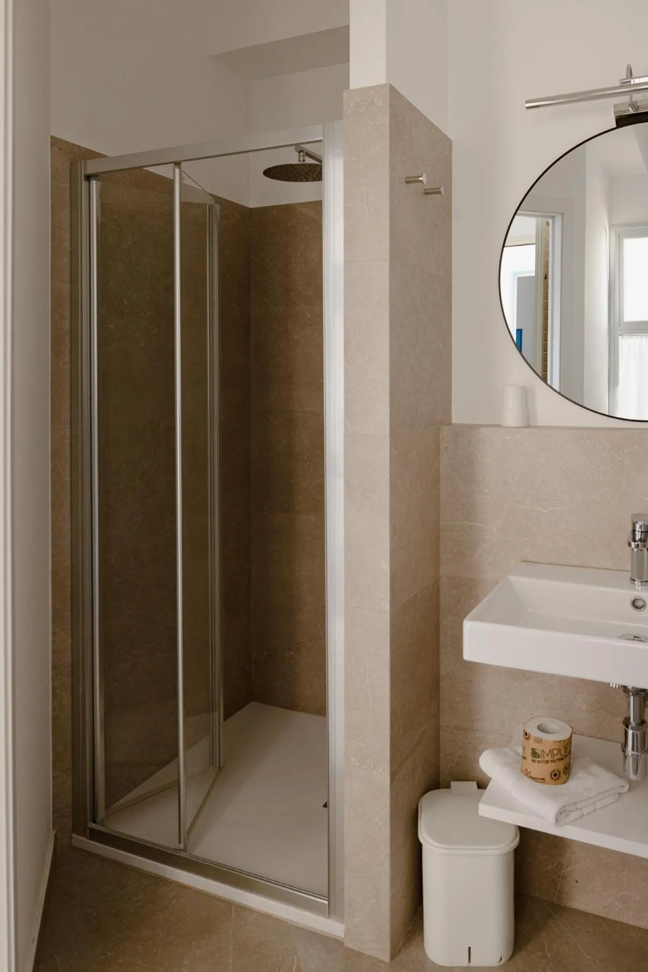 Shower in Residence Le 4 Stagioni