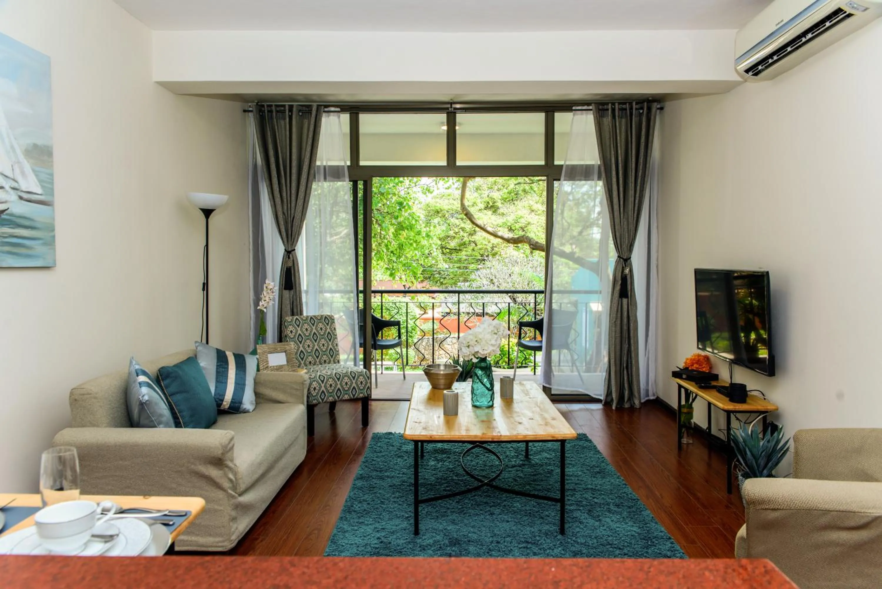 Balcony/Terrace in Fig Tree Residences