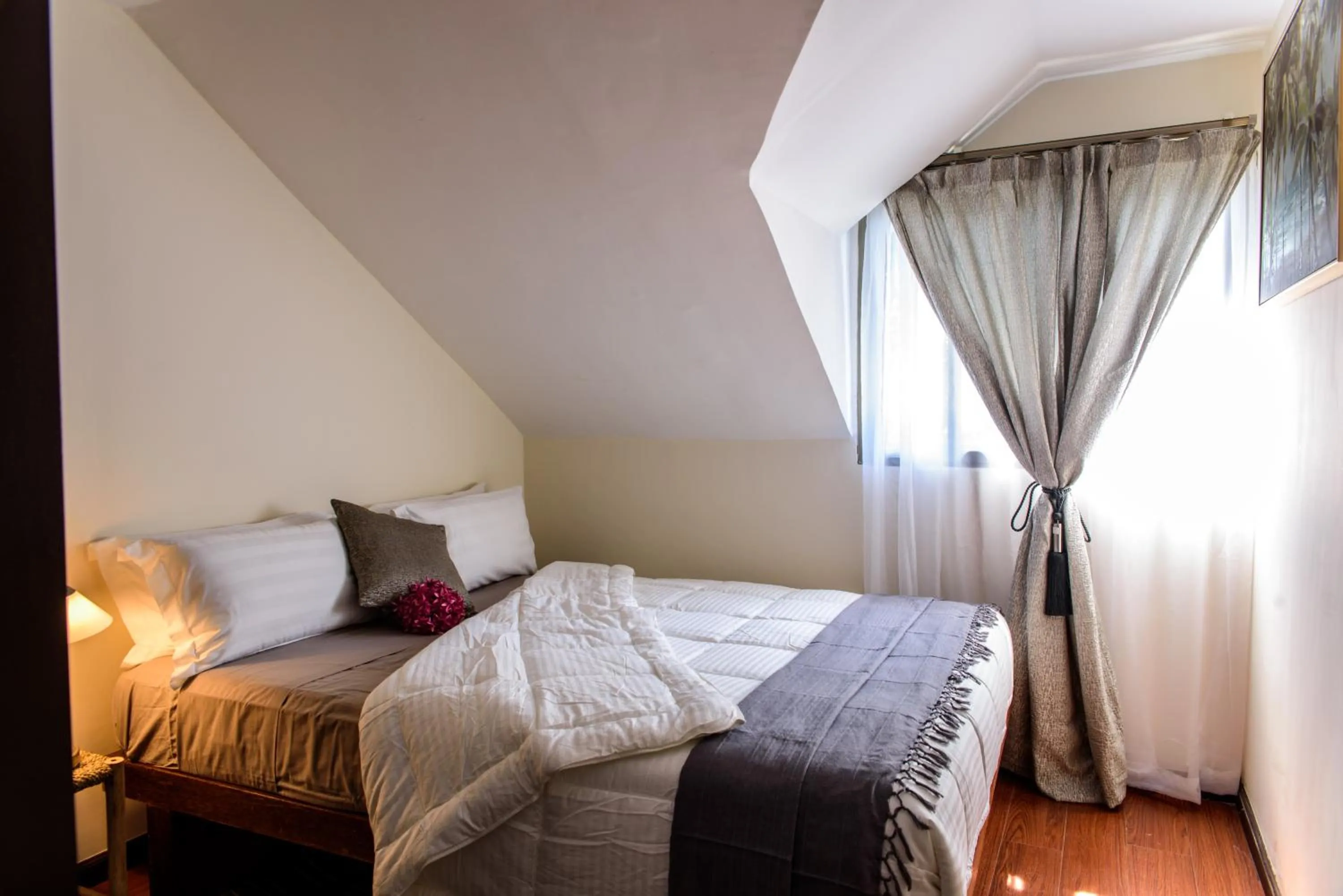 Bedroom, Bed in Fig Tree Residences