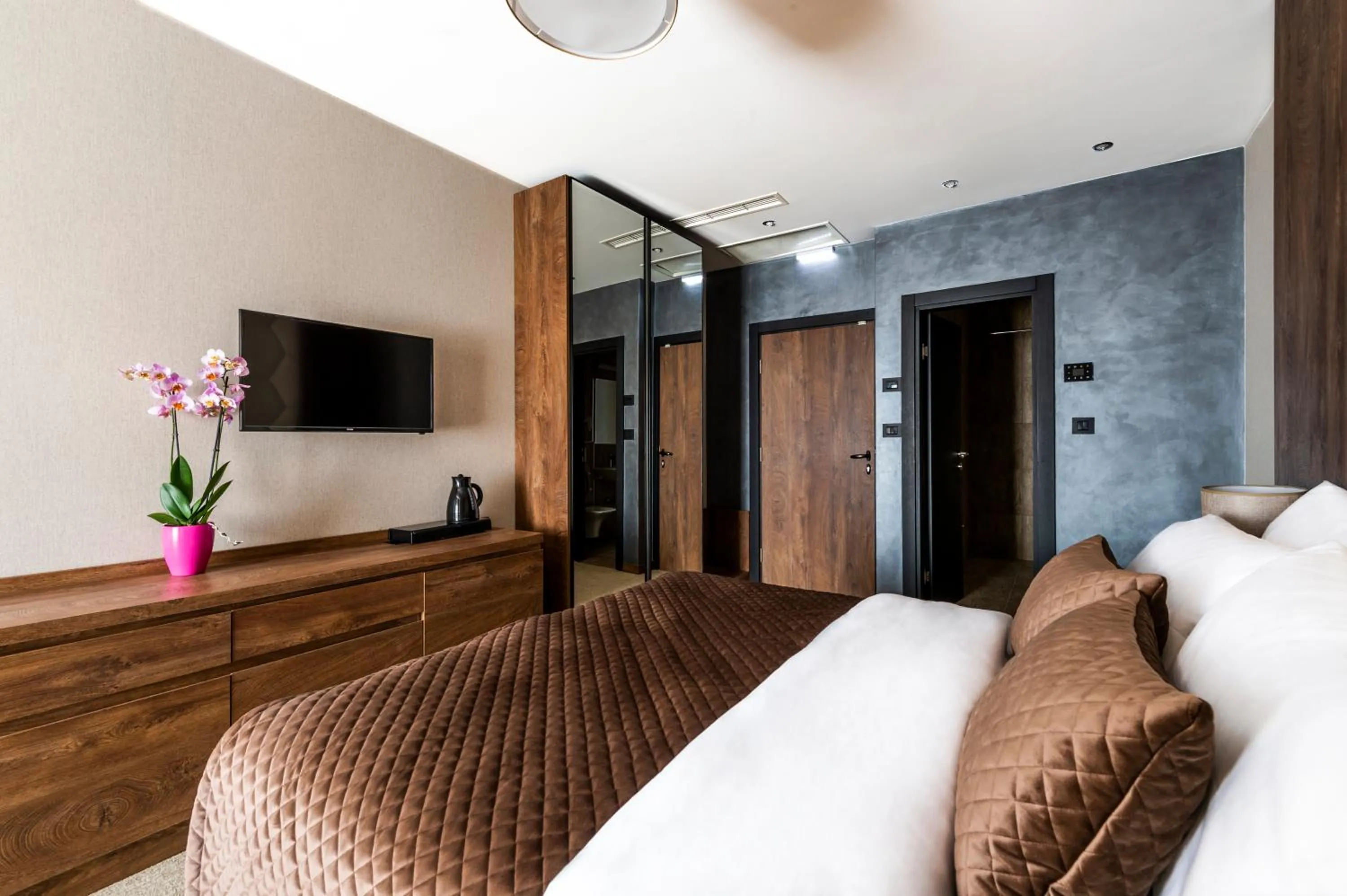 Bed in Amsterdam Hotel