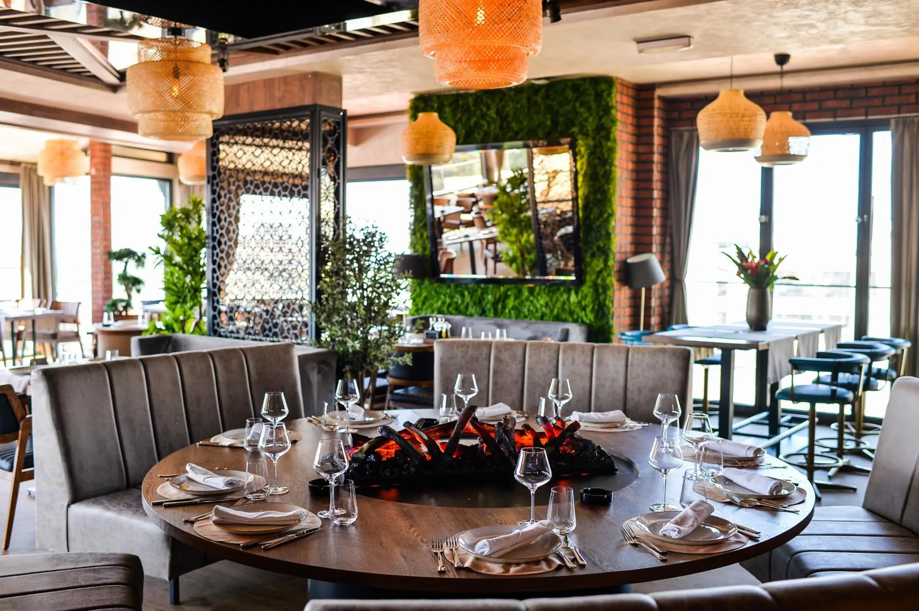 Restaurant/places to eat in Amsterdam Hotel Restaurant/places to eat in Amsterdam Hotel