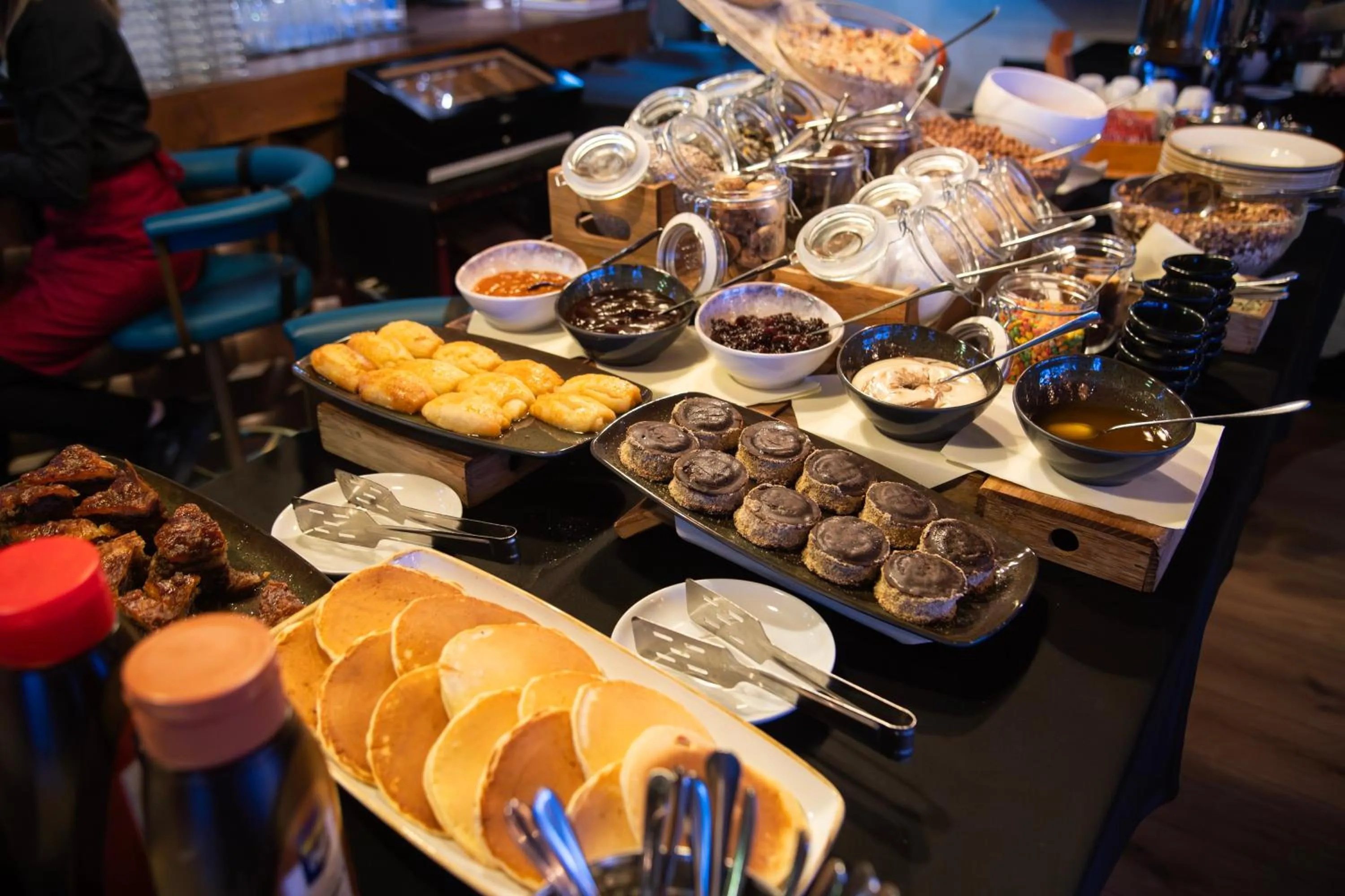 Buffet breakfast in Amsterdam Hotel