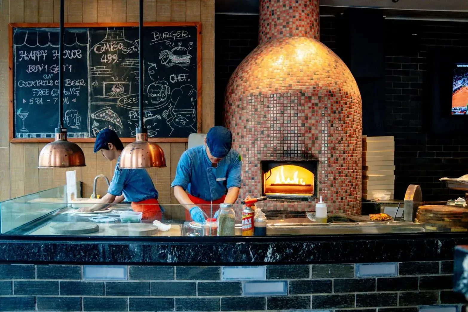 Restaurant/places to eat in Hotel Indigo Phuket Patong by IHG Restaurant/places to eat in Hotel Indigo Phuket Patong by IHG