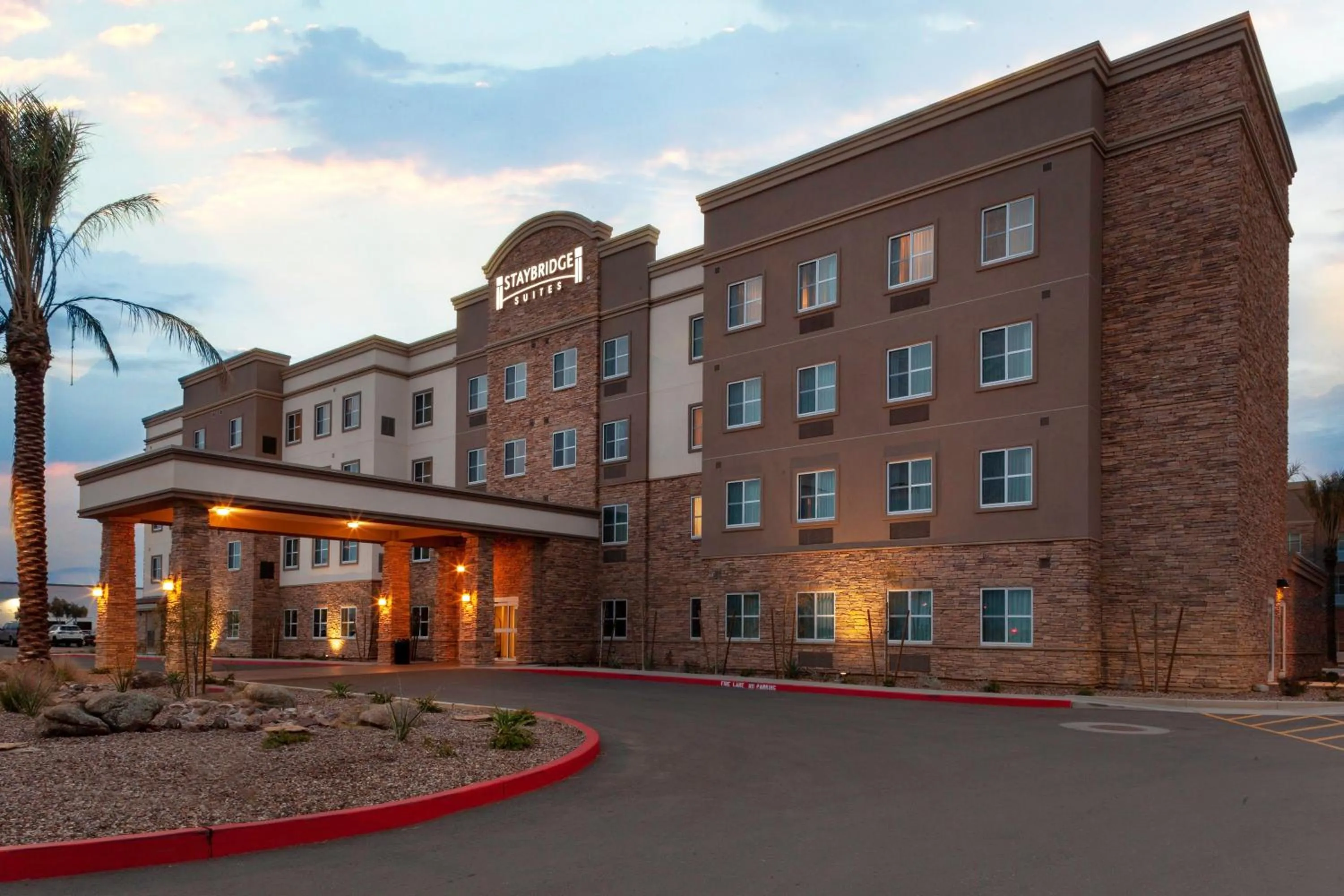 Property building in Staybridge Suites - Gilbert - East Mesa by IHG