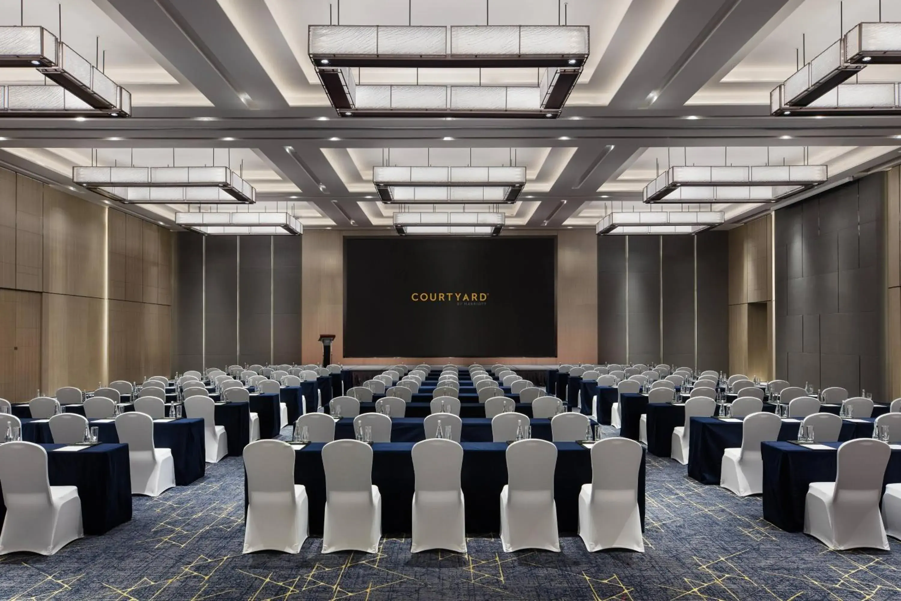 Meeting/conference room in Courtyard by Marriott Shenzhen Northwest