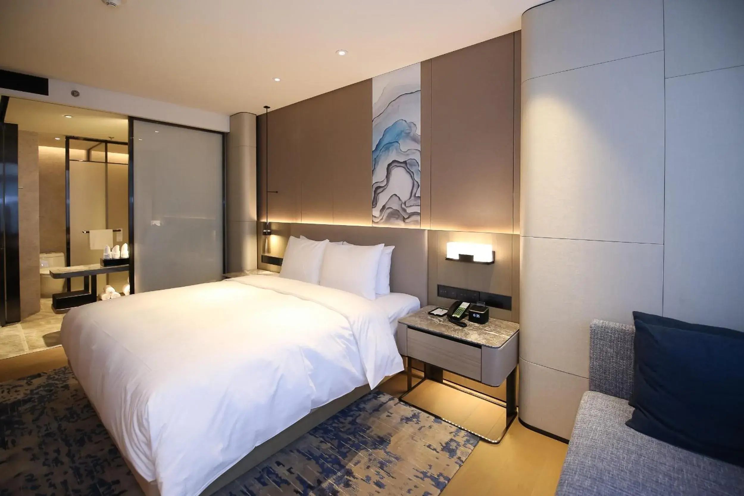 Bedroom, Bed in Courtyard by Marriott Shenzhen Northwest