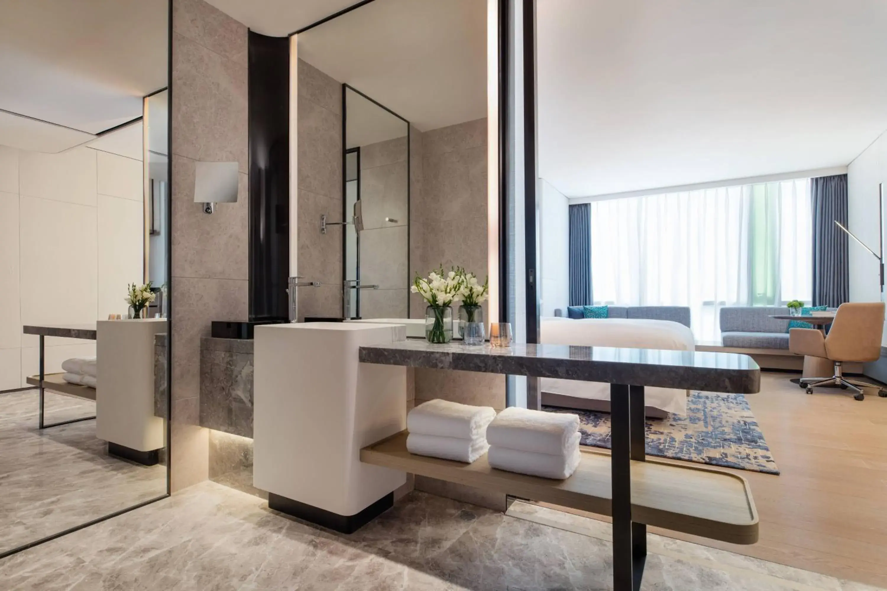 Bathroom, Seating Area in Courtyard by Marriott Shenzhen Northwest