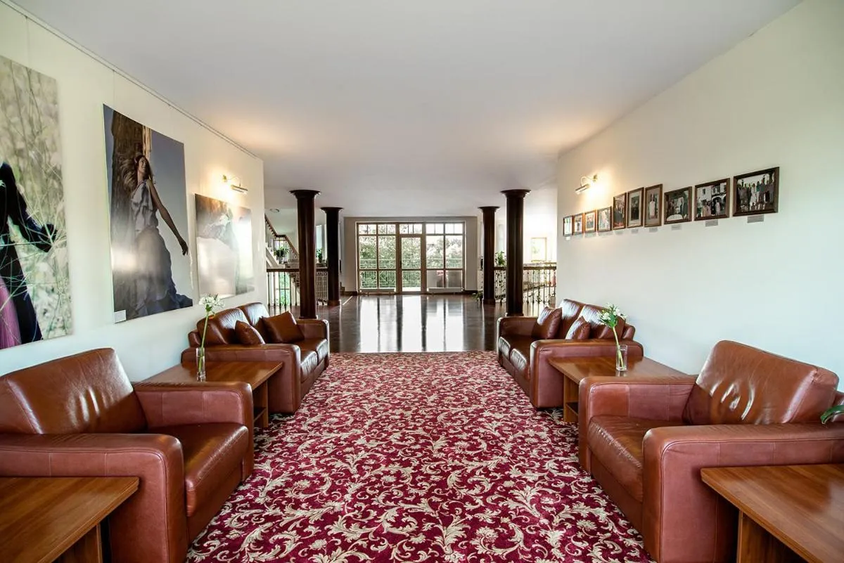 Communal lounge/ TV room in Hotel Violeta