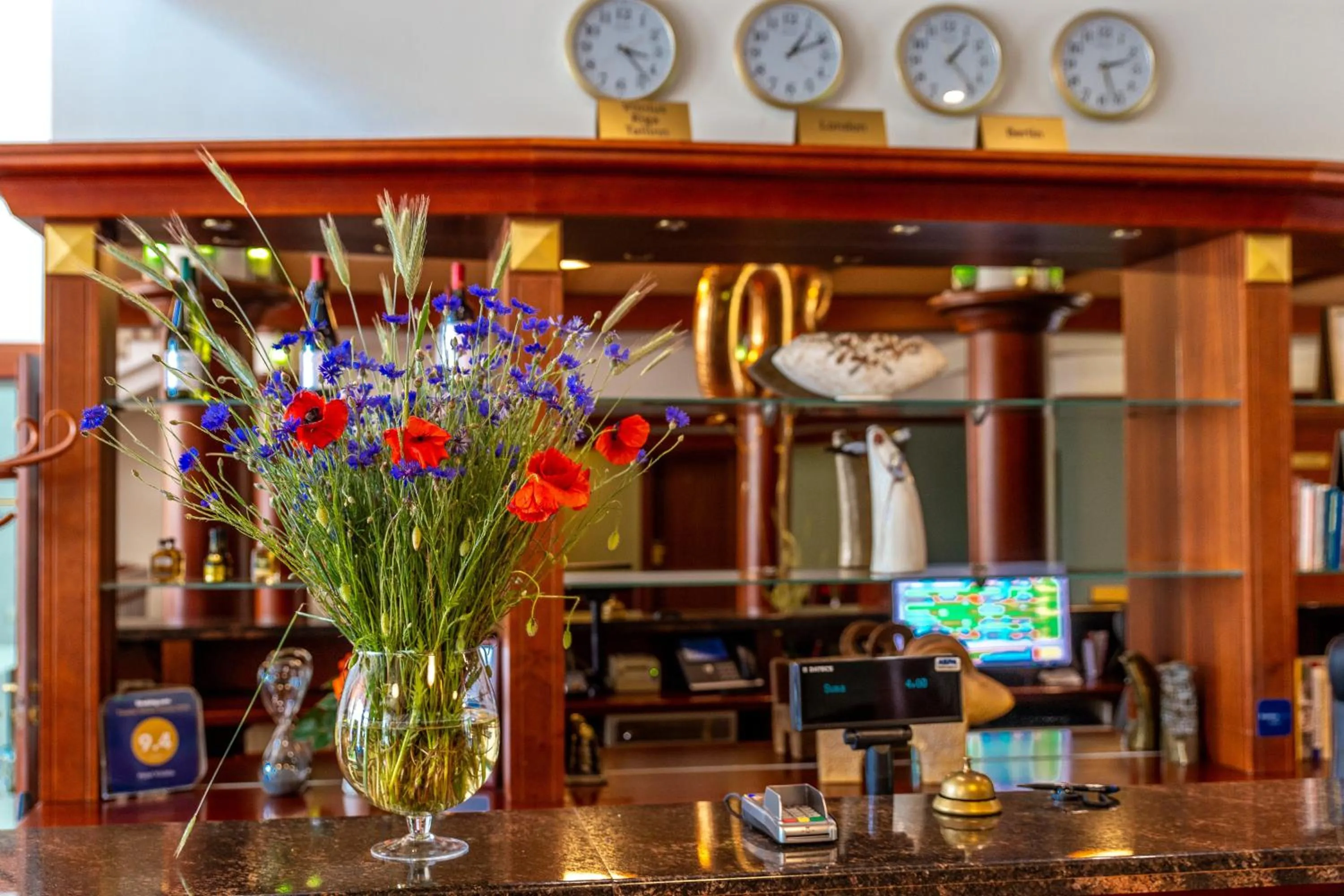 Lobby or reception in Hotel Violeta