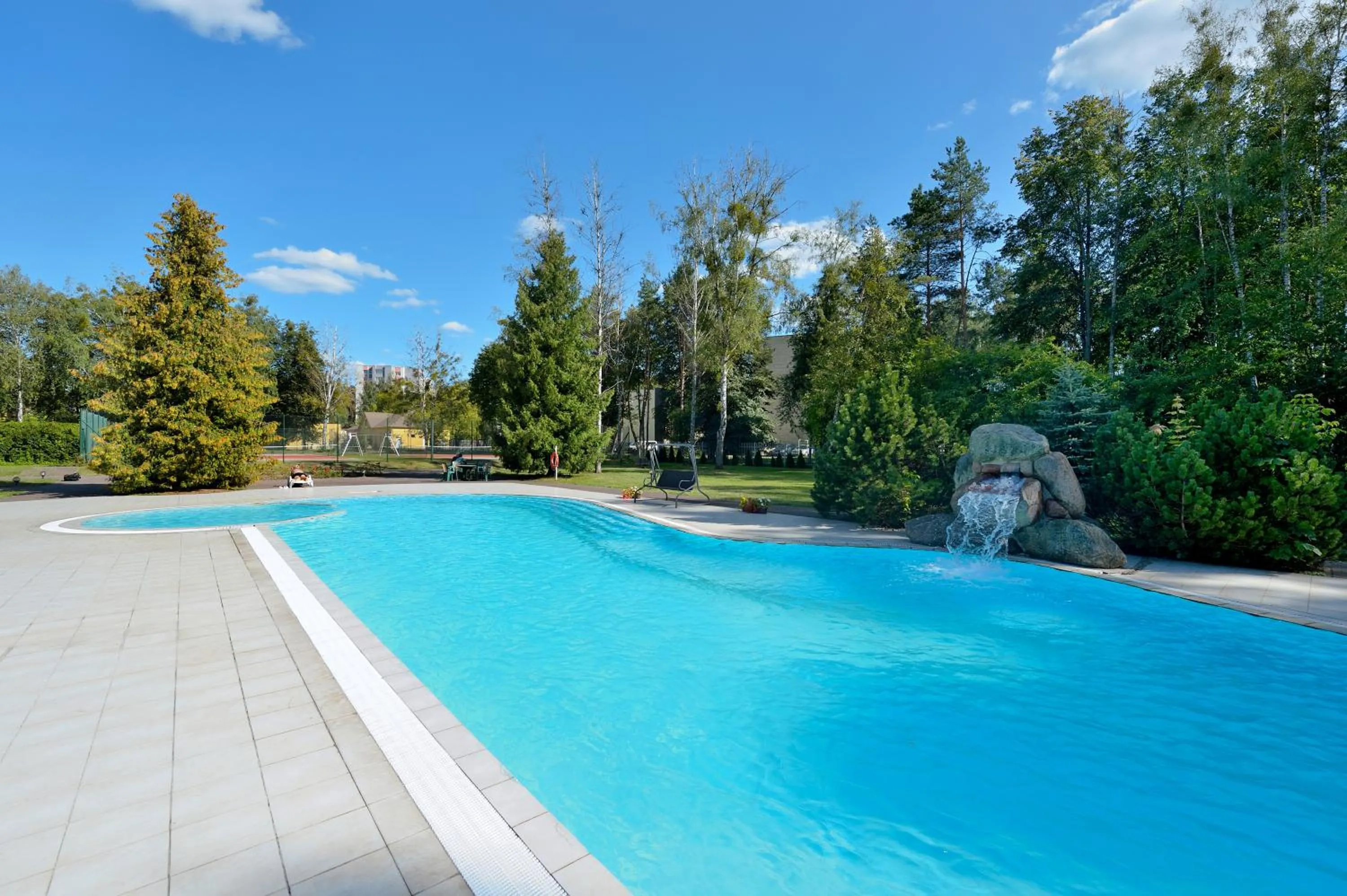 Swimming pool in Hotel Violeta