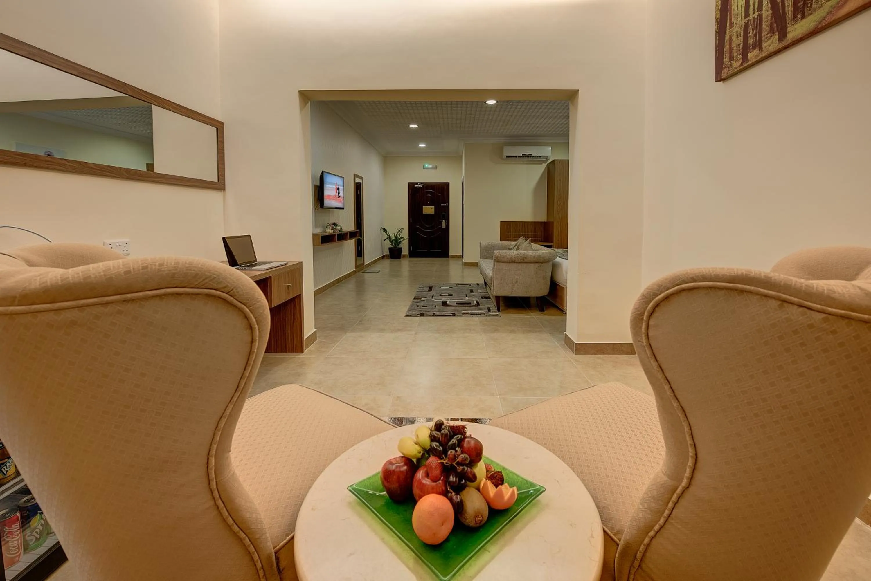 Living room in Western Hotel - Ghayathi