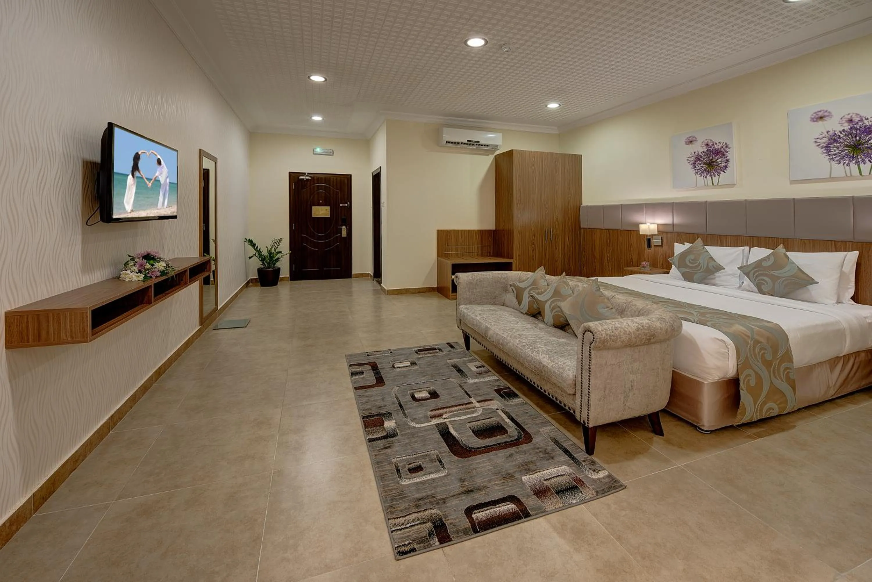 Photo of the whole room, Bed in Western Hotel - Ghayathi