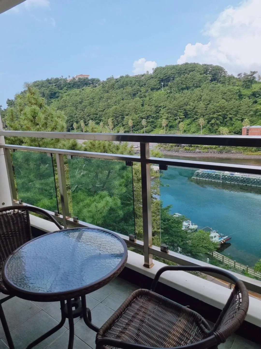 Balcony/Terrace in Maison de ciel harbor 39