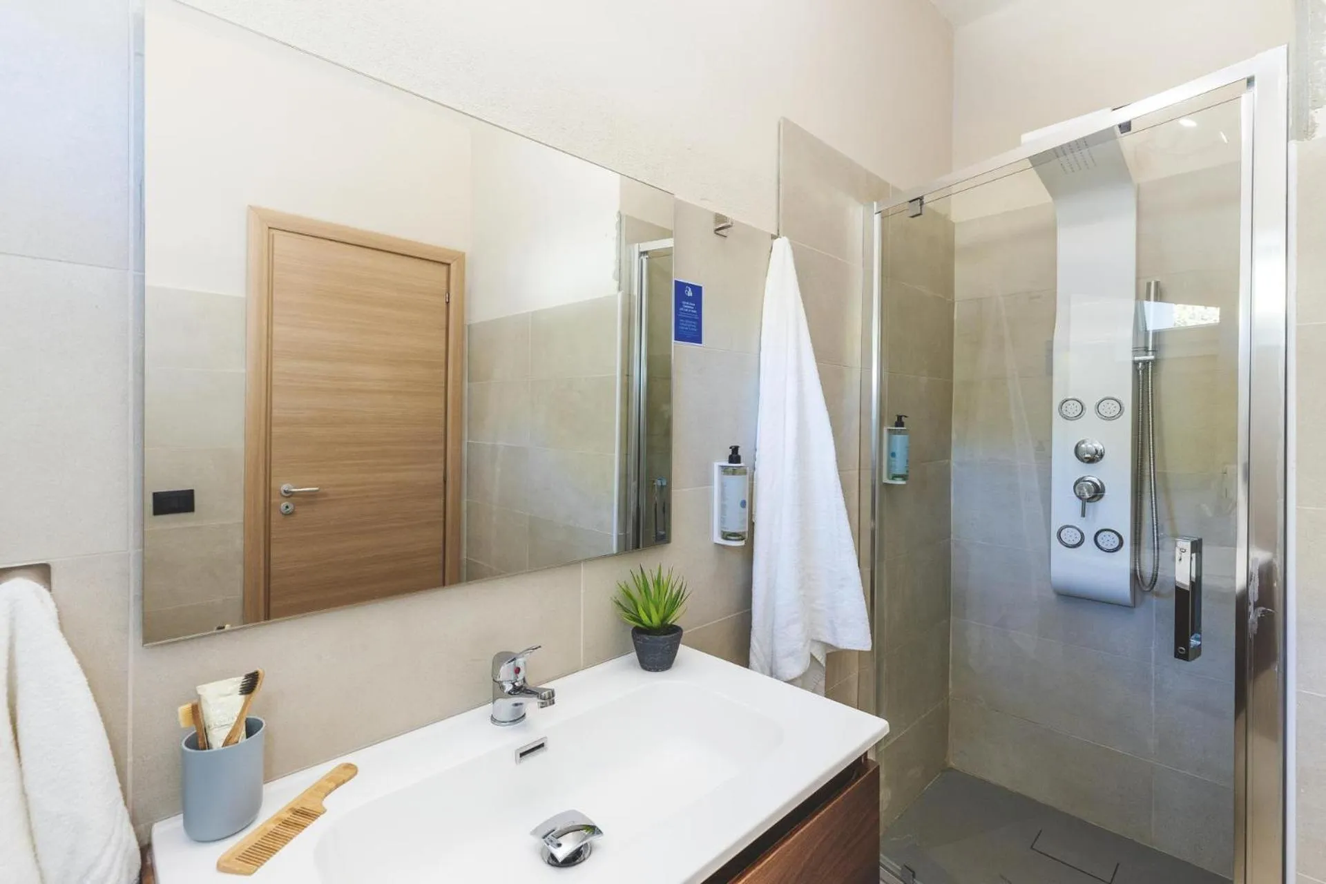 Bathroom in TUISuneo La Conchiglia - Adults Only