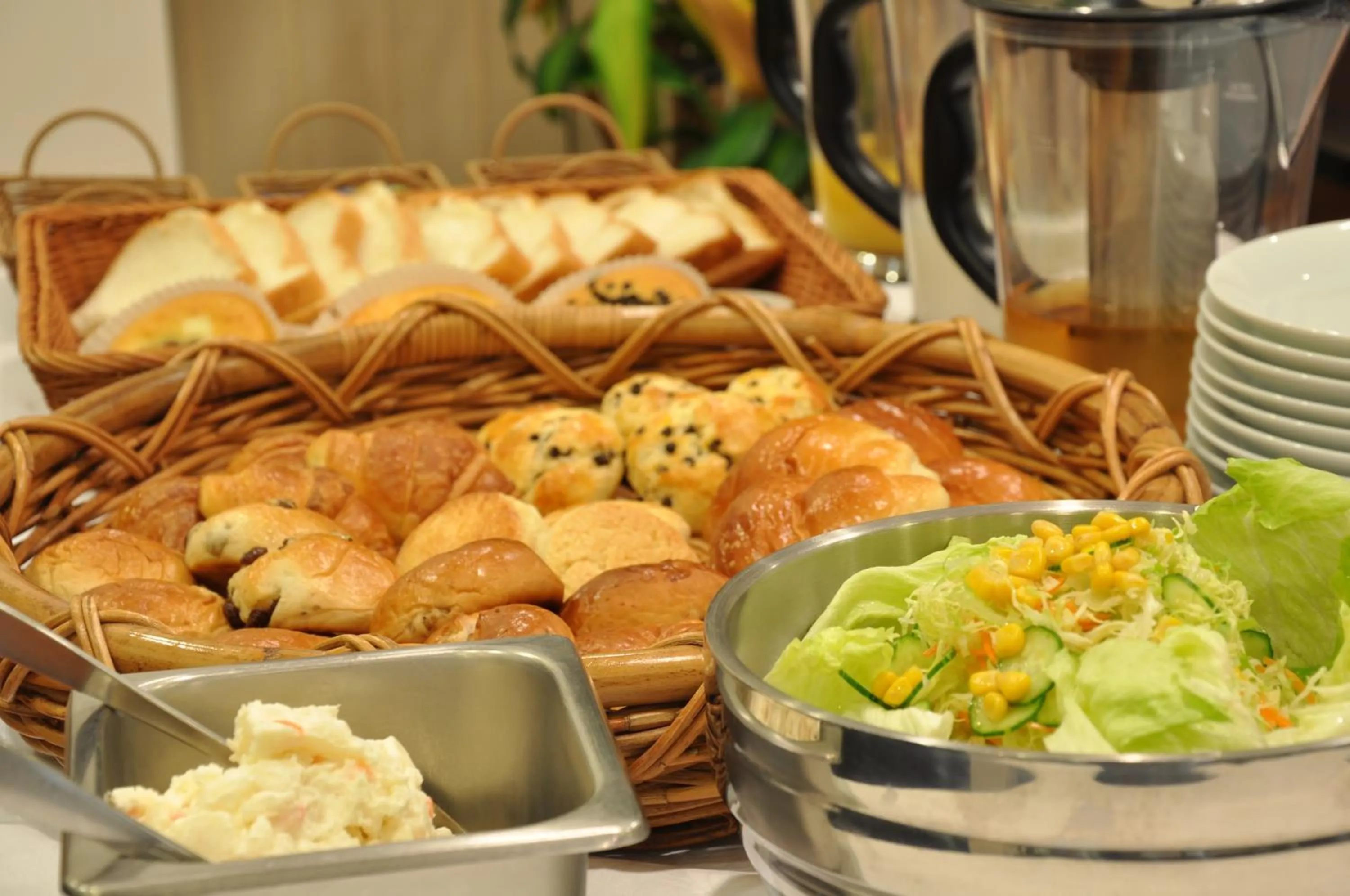 Breakfast in Hotel Noah