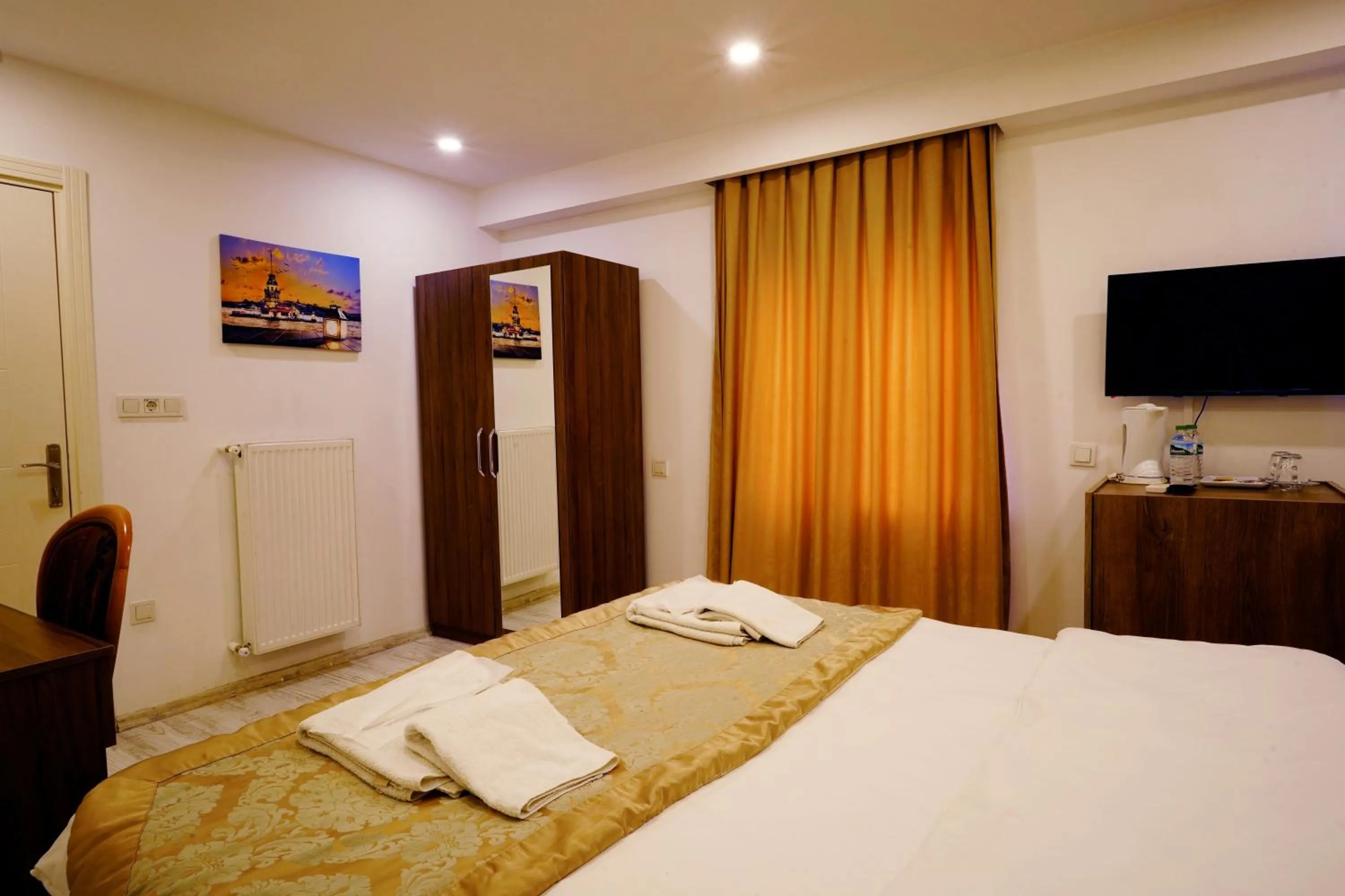 Bed in Zeugma Hotel Sultanahmet