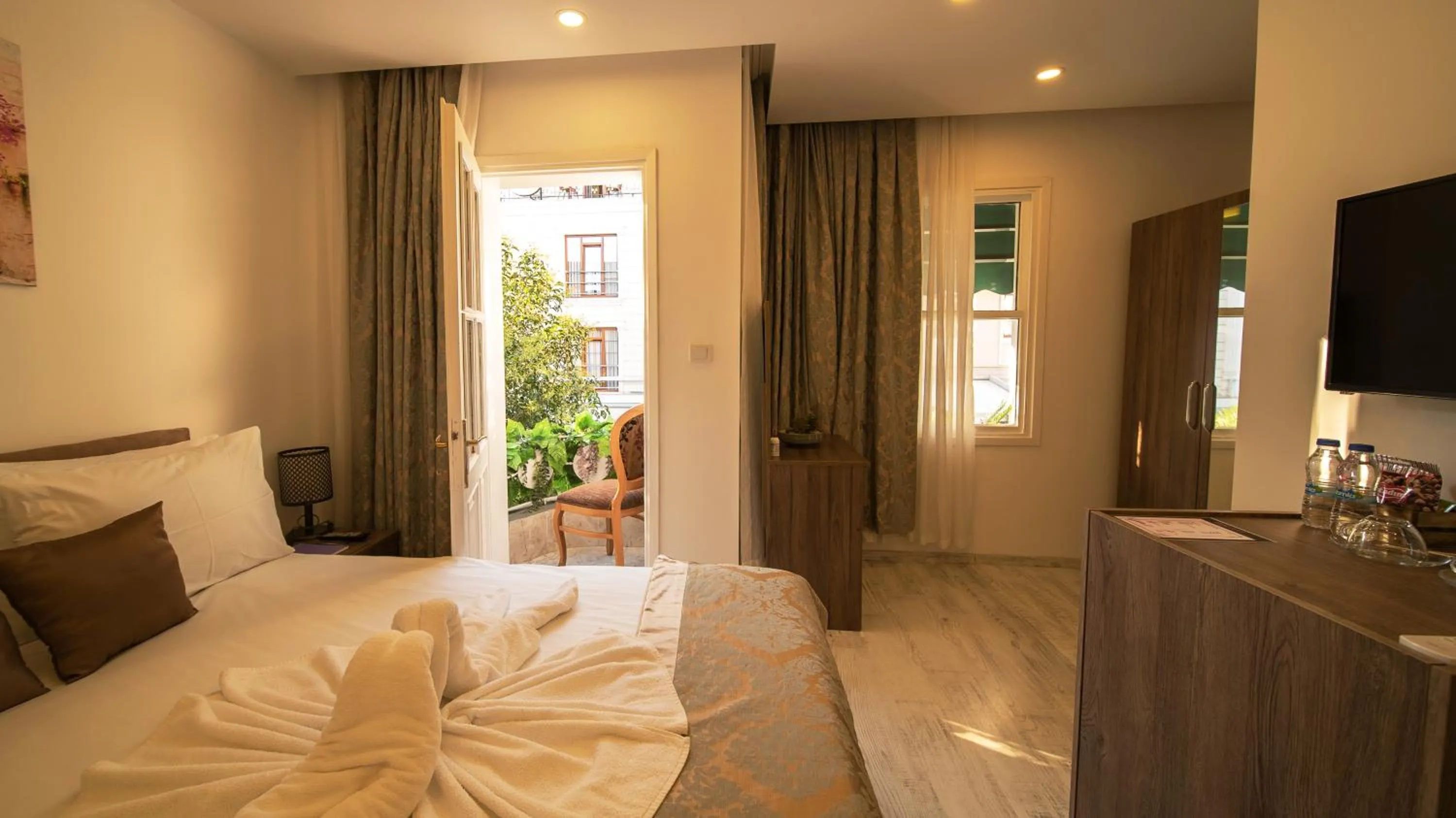 Bed in Zeugma Hotel Sultanahmet