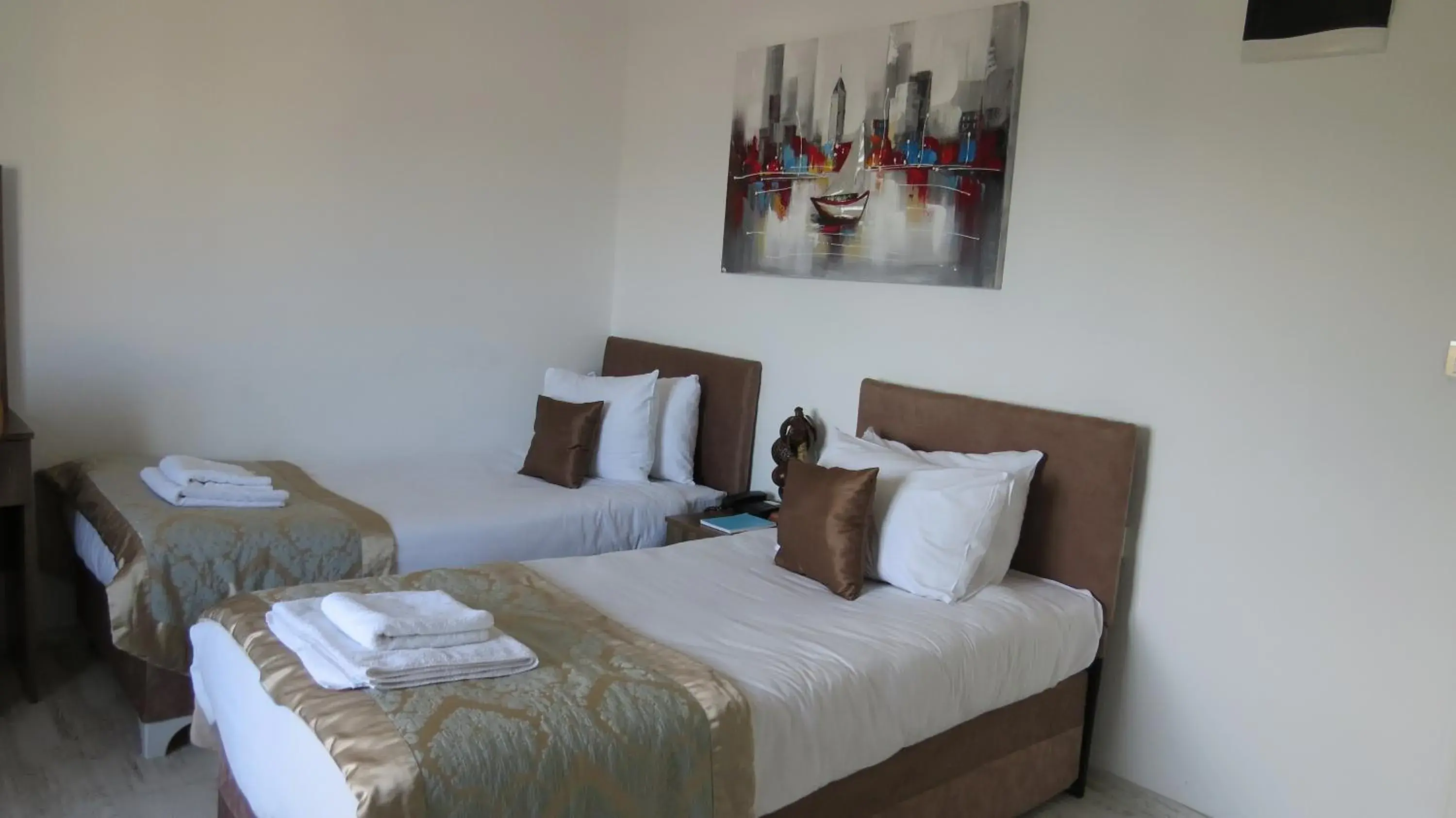Standard Twin Room in Zeugma Hotel Sultanahmet Standard Twin Room in Zeugma Hotel Sultanahmet