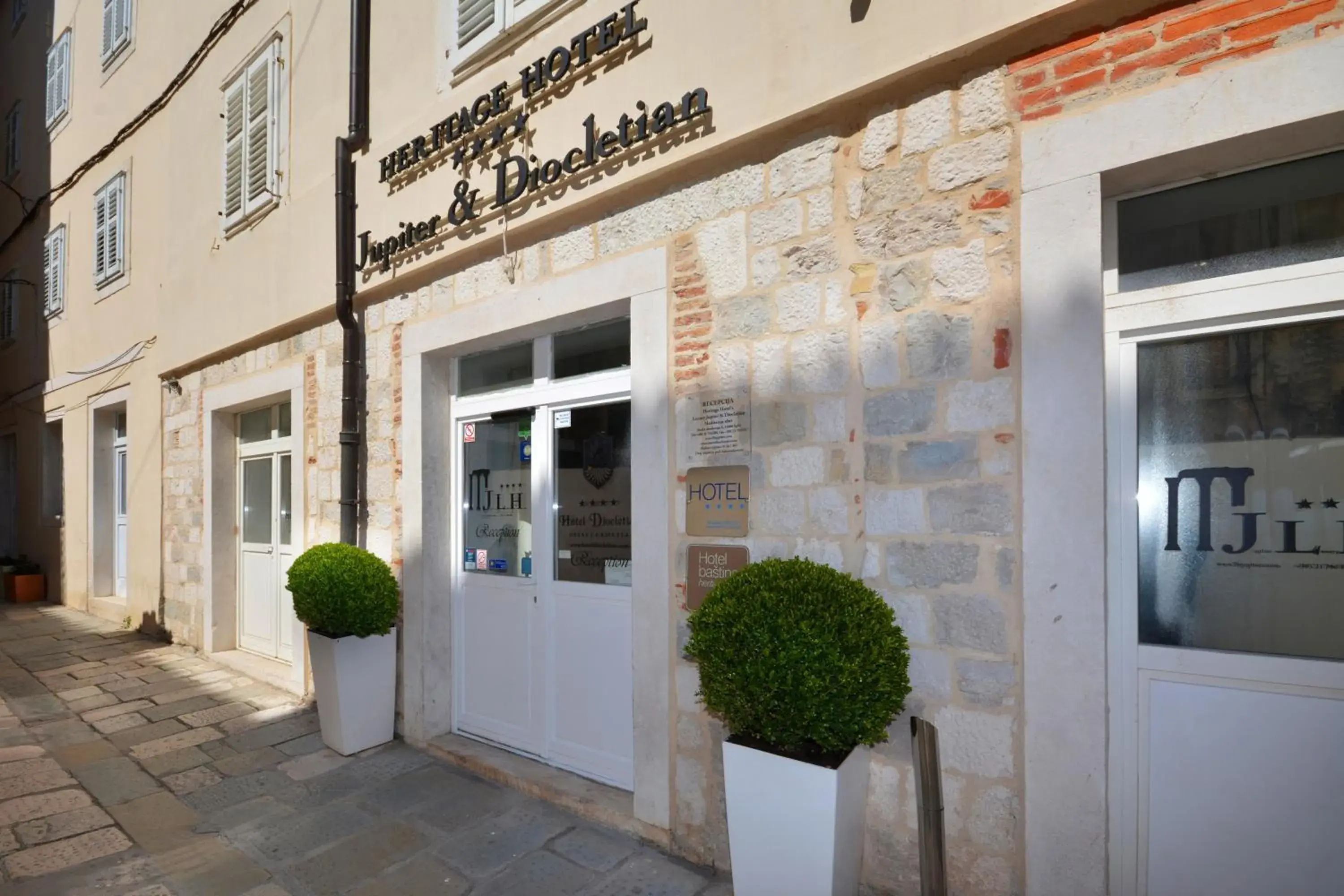 Property building in Jupiter Heritage Hotel Property building in Jupiter Heritage Hotel